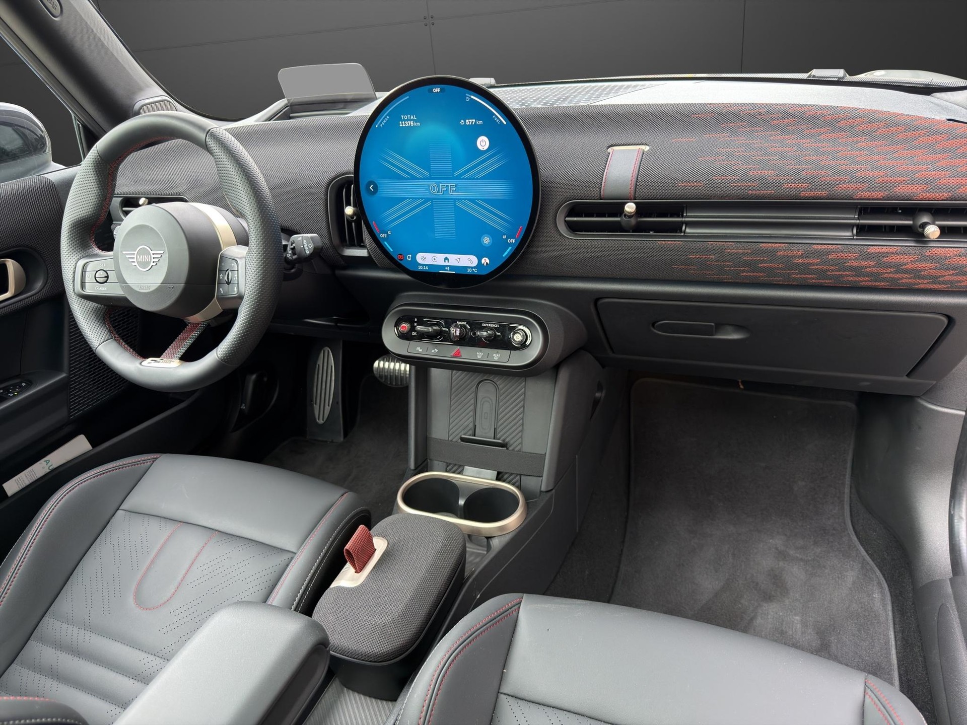 MINI F66 2.0i John Cooper Works-image-17