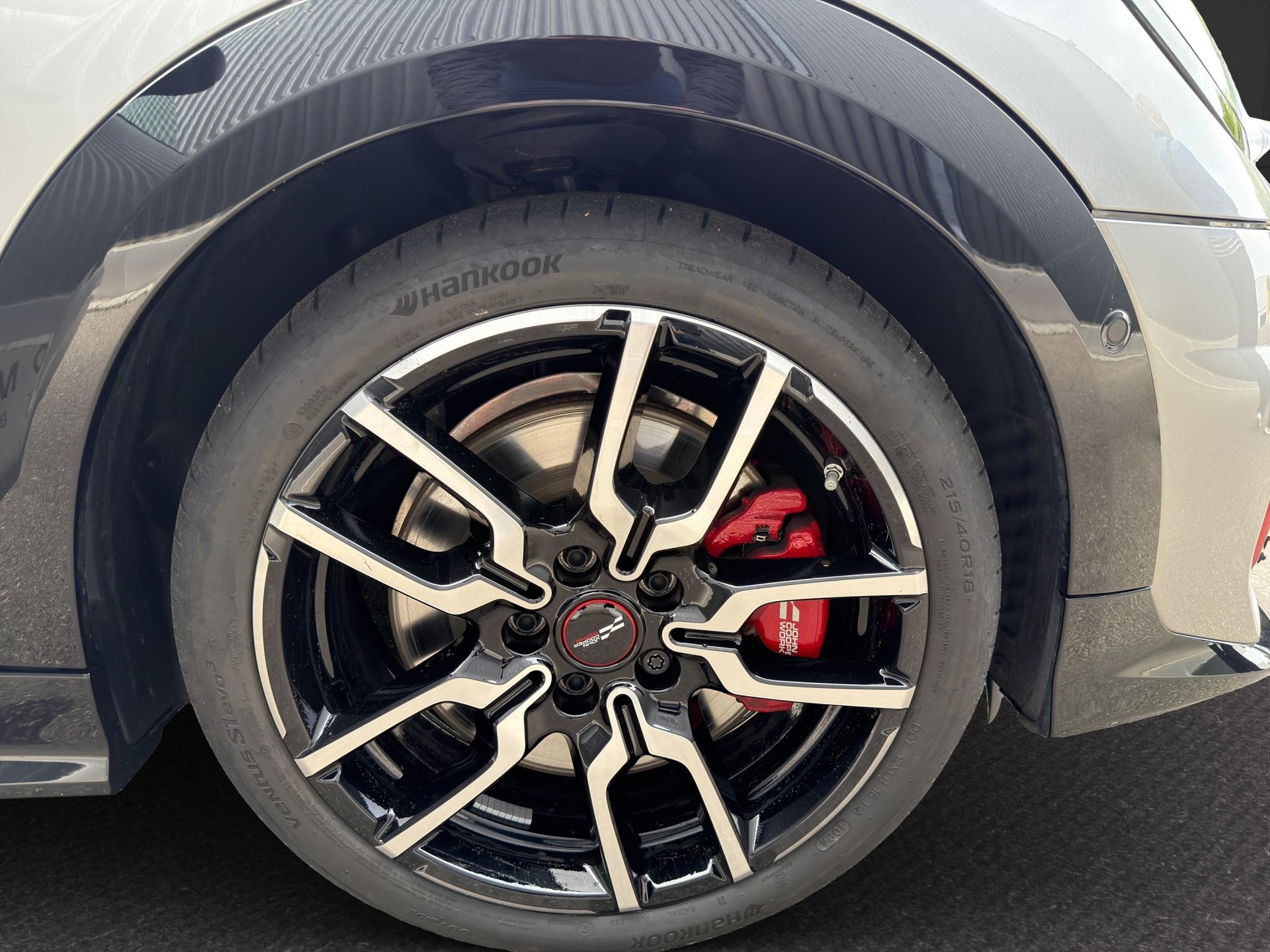 MINI F66 2.0i John Cooper Works-image-10