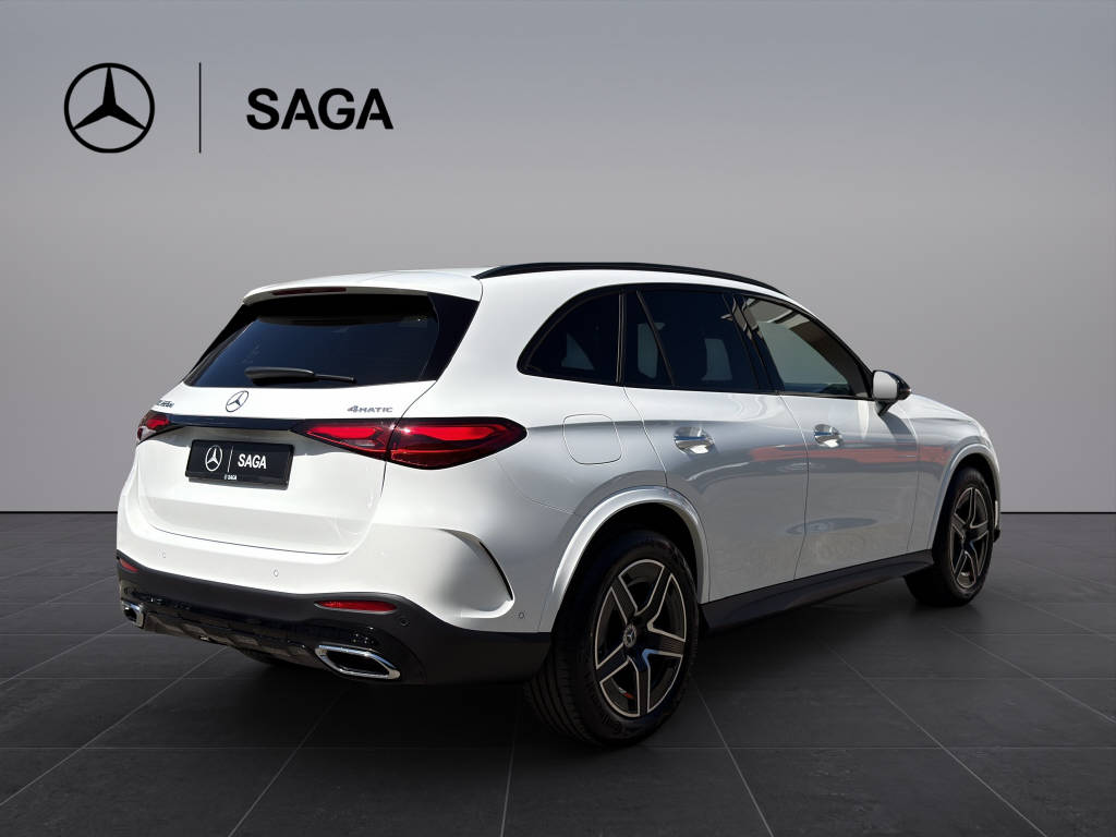 MERCEDES-BENZ GLC 220 d AMG Line 4matic-image-5