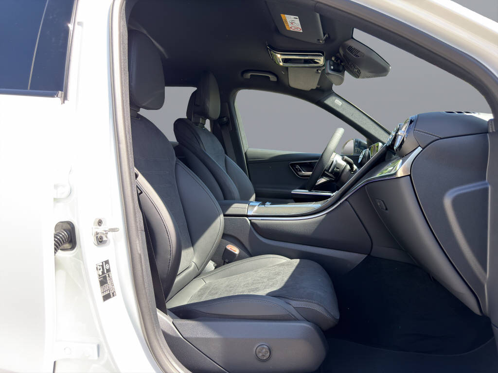 MERCEDES-BENZ GLC 220 d AMG Line 4matic-image-14