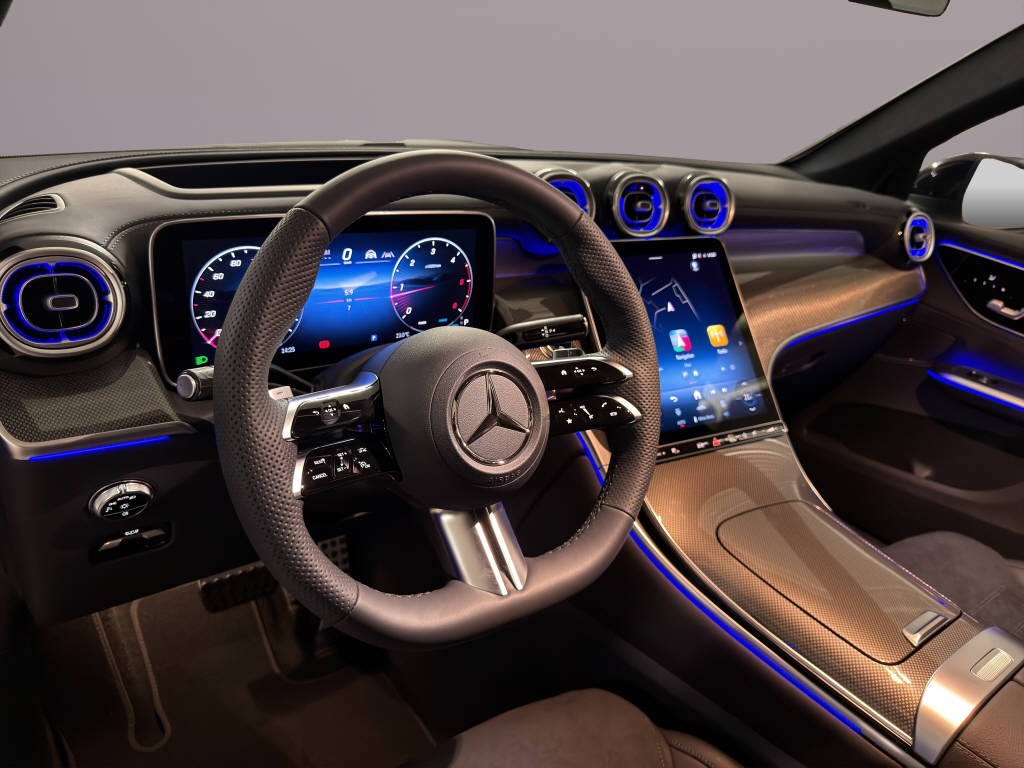 MERCEDES-BENZ GLC 220 d AMG Line 4matic-image-10