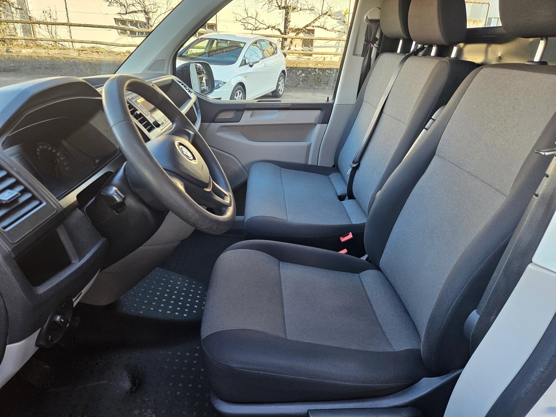 VW T6 2.0 TDI Euro 6-image-5