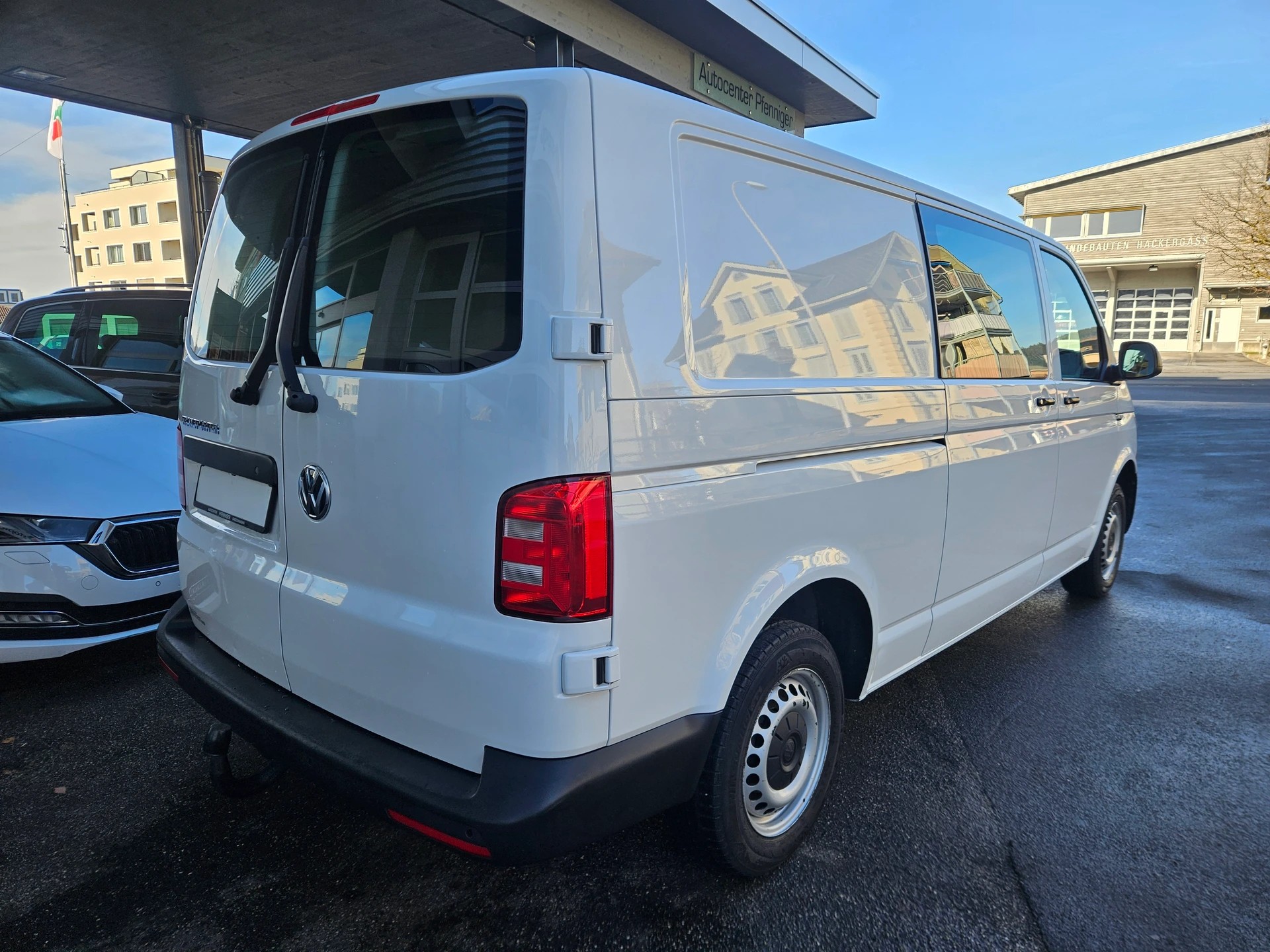VW T6 2.0 TDI Euro 6-image-2