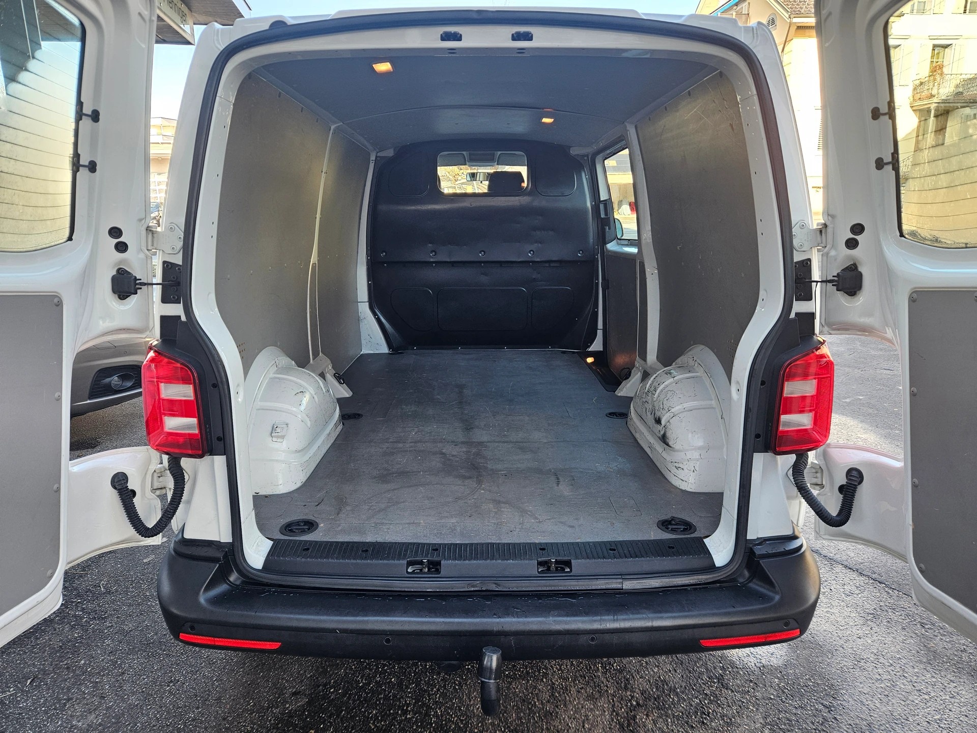 VW T6 2.0 TDI Euro 6-image-8