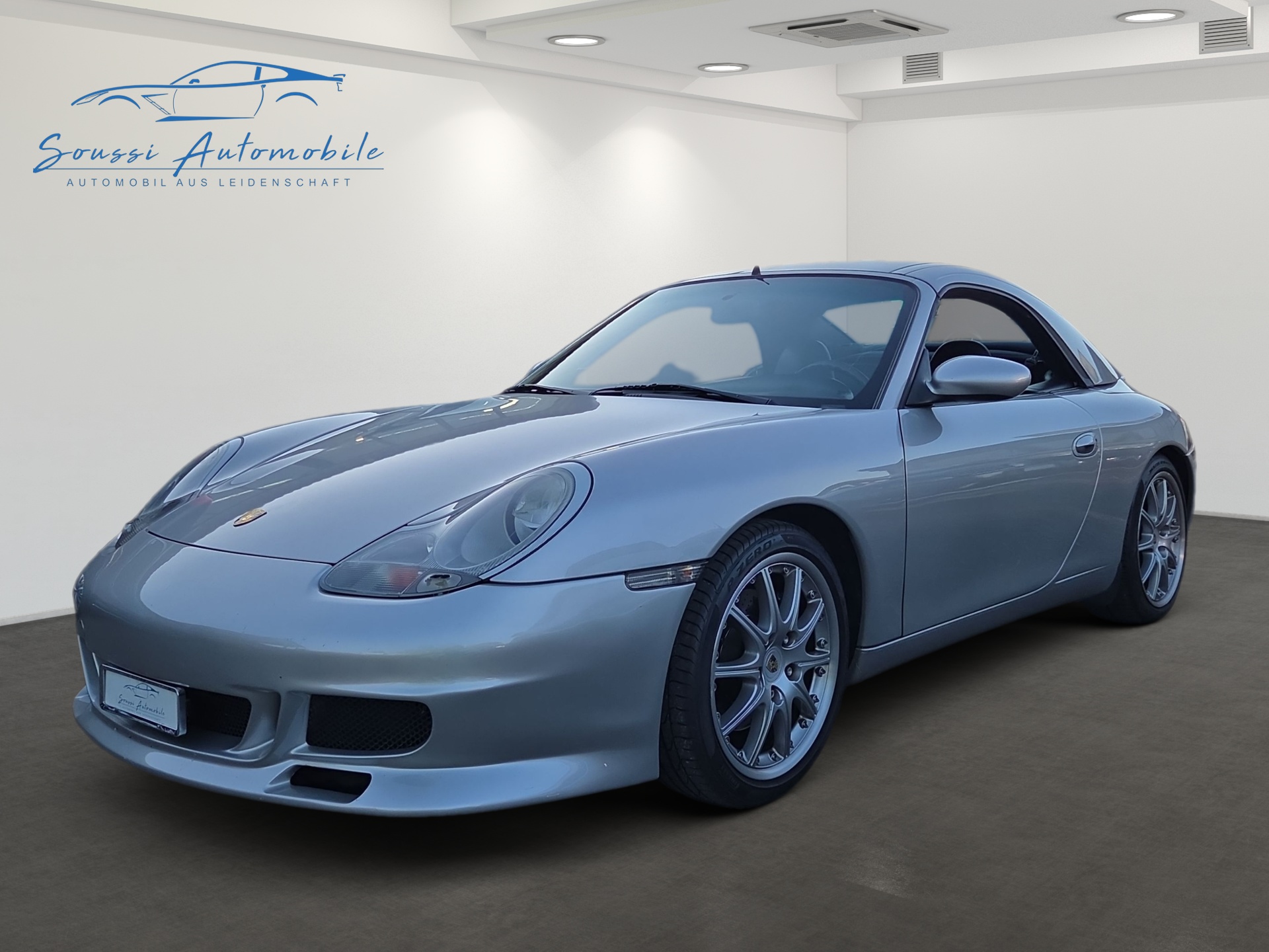 PORSCHE 911 Carrera Cabrio-image-0