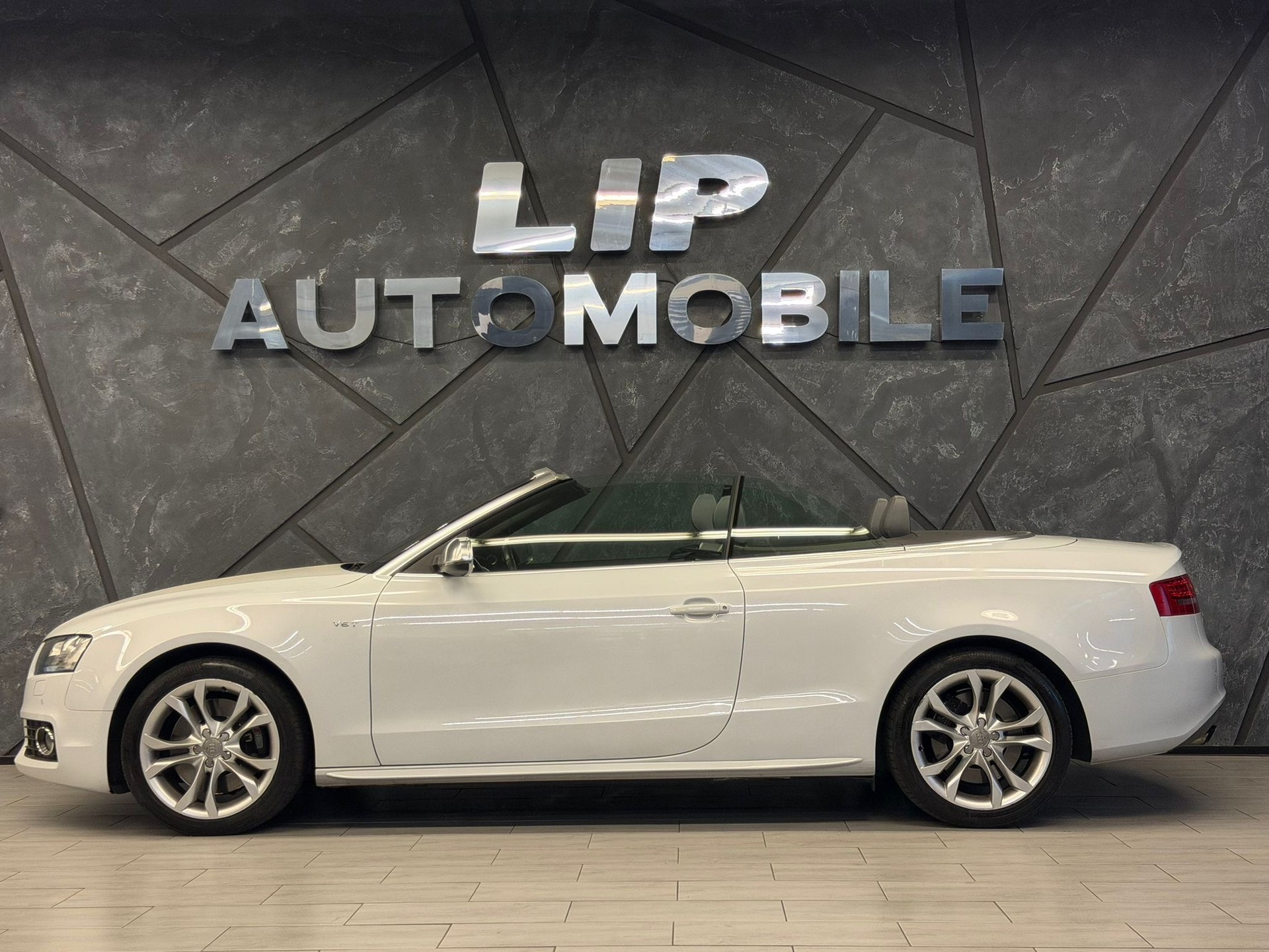 AUDI S5 Cabrio 3.0 TFSI quattro S-tronic-image-4