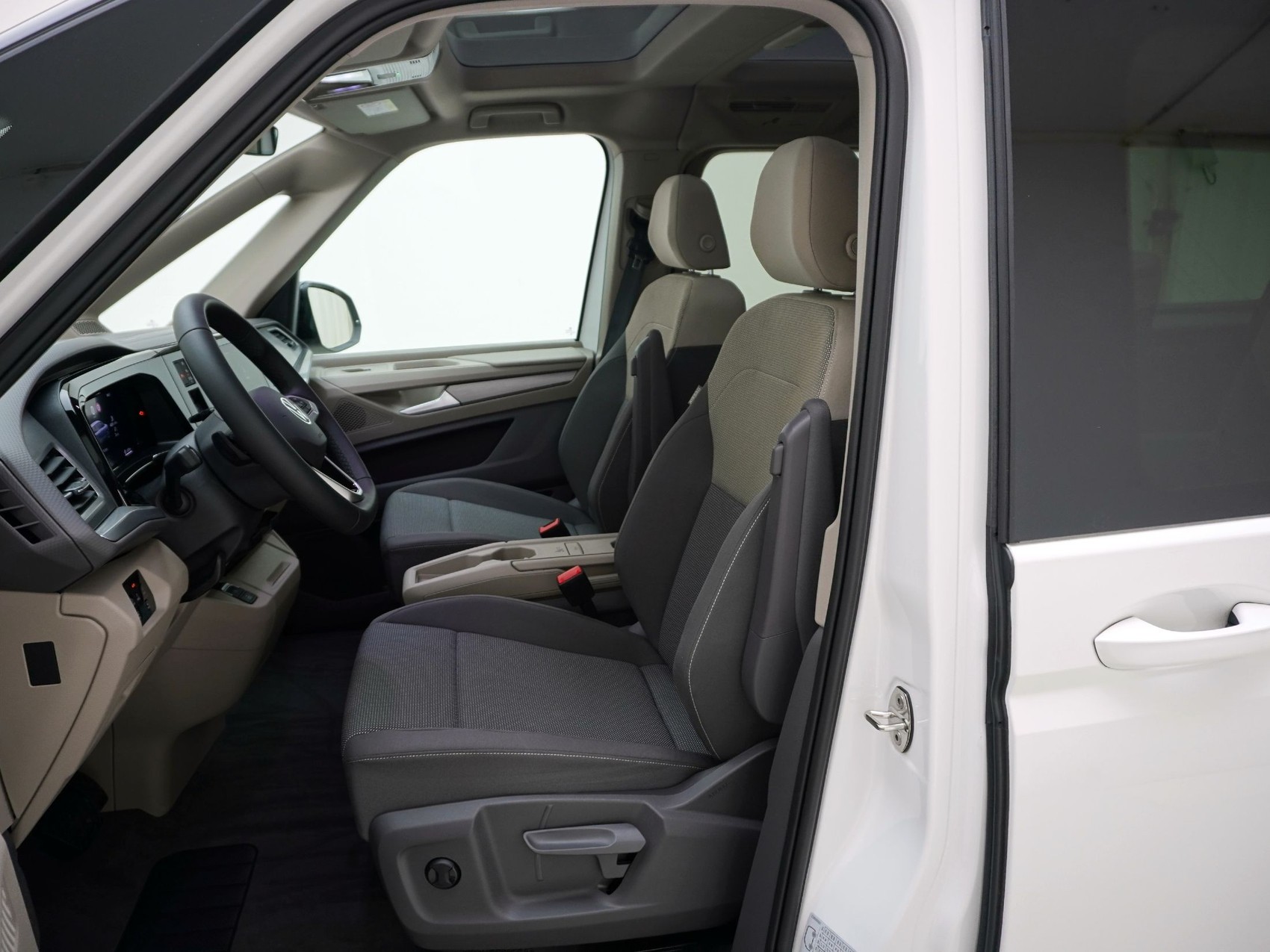 VW Multivan lang 2.0 TDI Life Edition-DSG-image-12