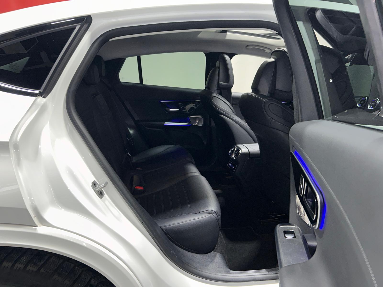MERCEDES-BENZ GLC 200 AMG Line 4matic Coupé CH FAHRZEUG-image-10