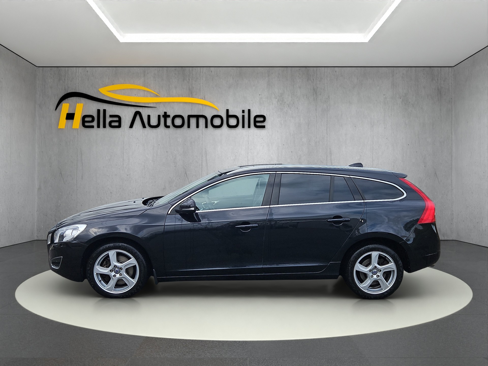 VOLVO V60 T6 AWD Summum Geartronic-image-3
