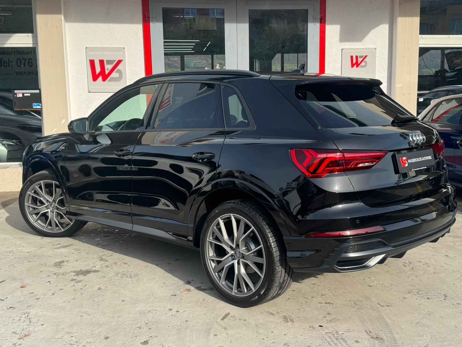 AUDI Q3 S line quattro S-tronic 2.0TDI 190PS-showroom-element-2