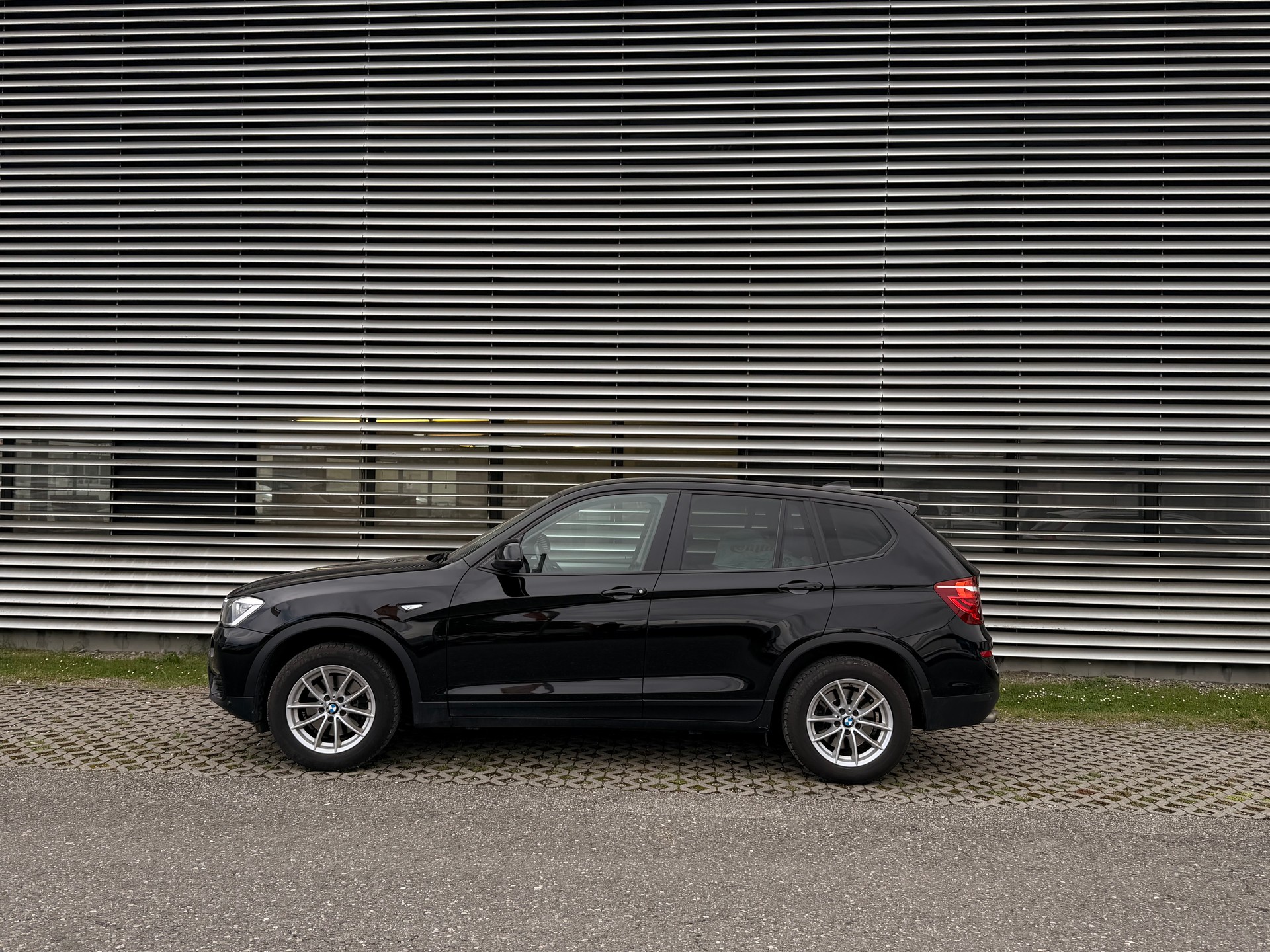BMW X3 xDrive 20d Steptronic-image-1