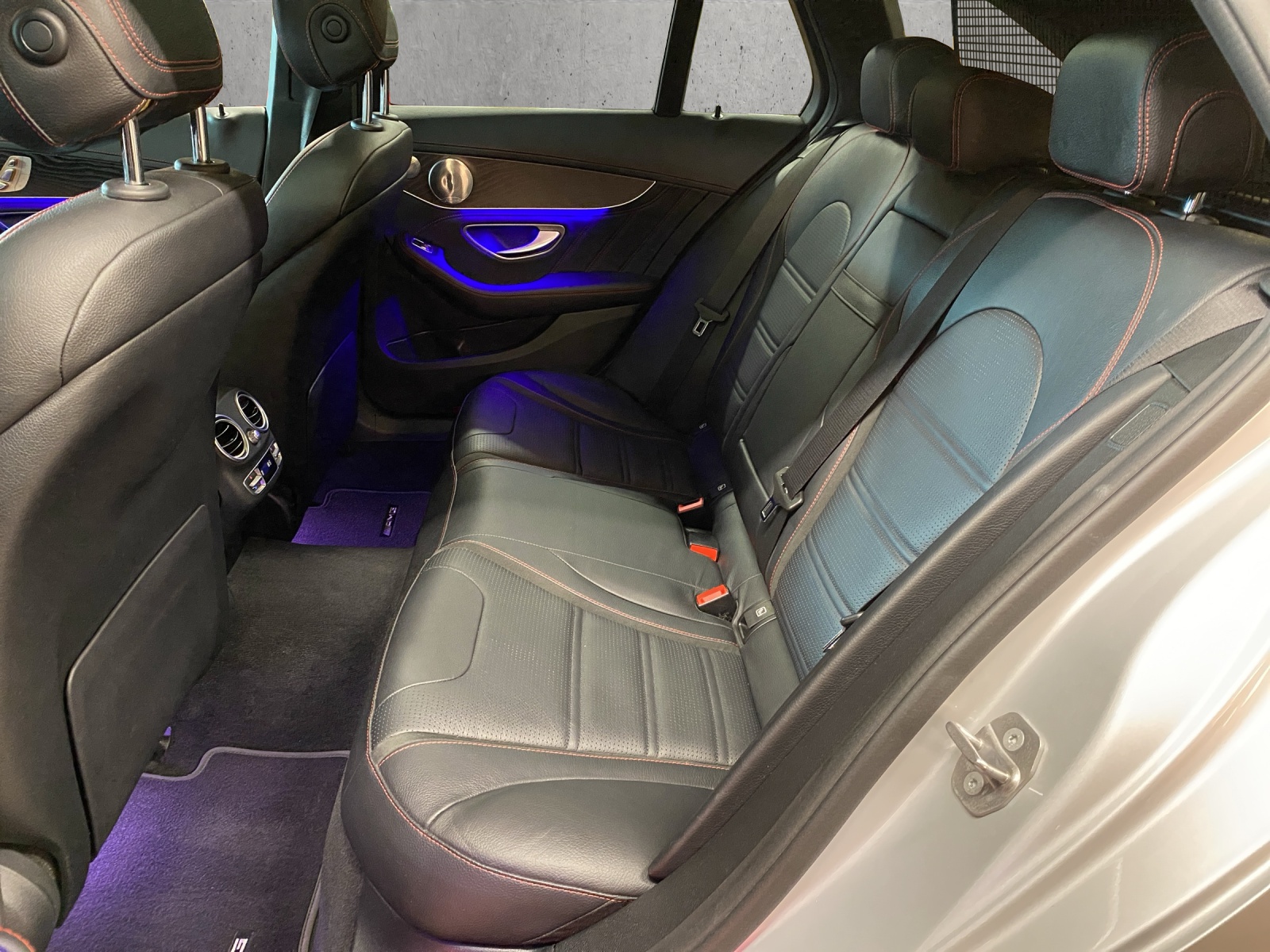 MERCEDES-BENZ C 43 AMG 4Matic 9G-Tronic-image-12