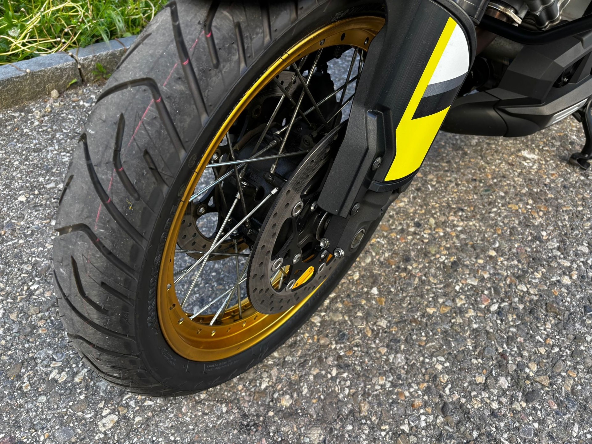 SUZUKI DL 1000 XA Xplorer ABS L8-image-6