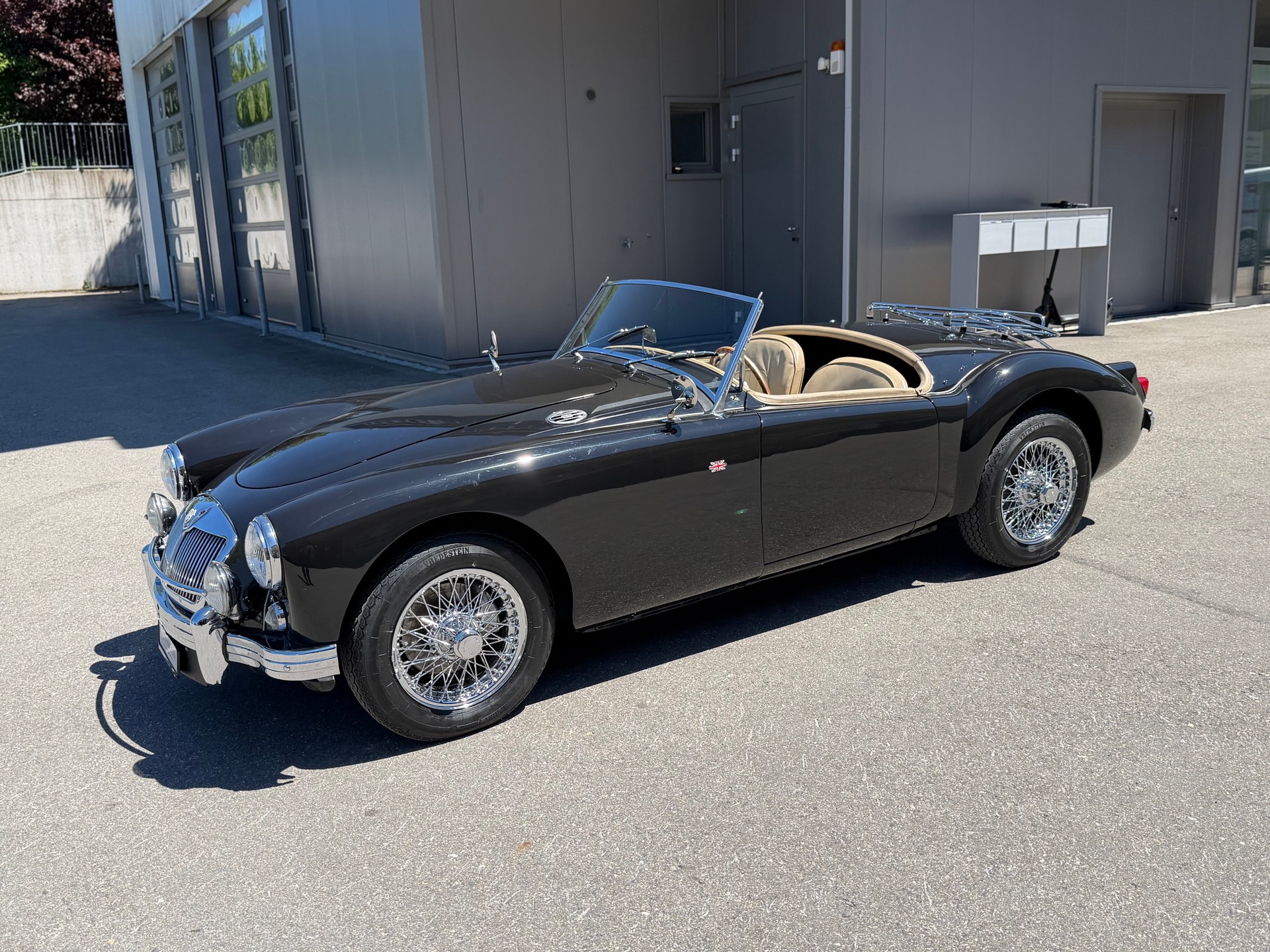 MG MGA-image-1