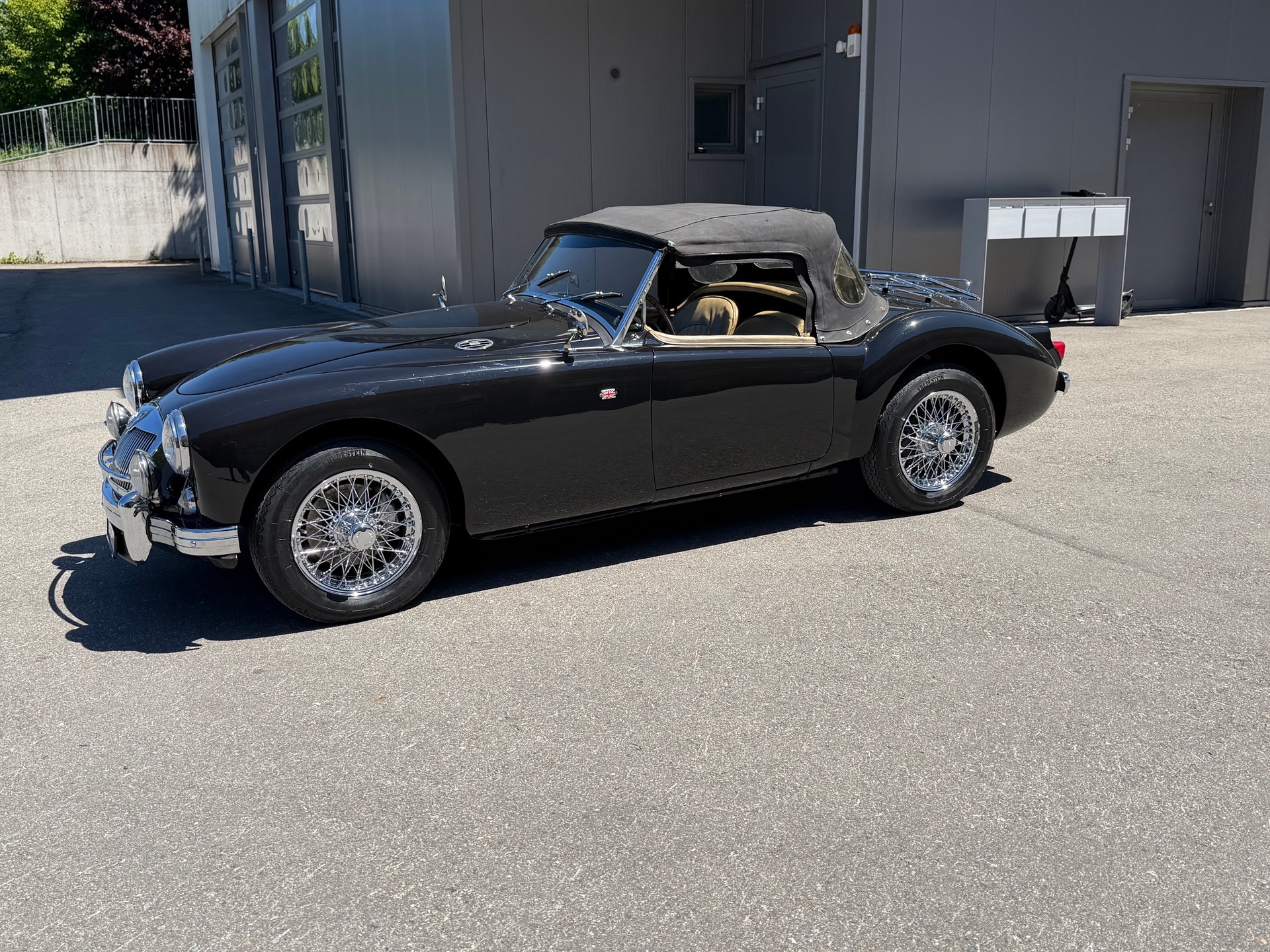 MG MGA-image-8