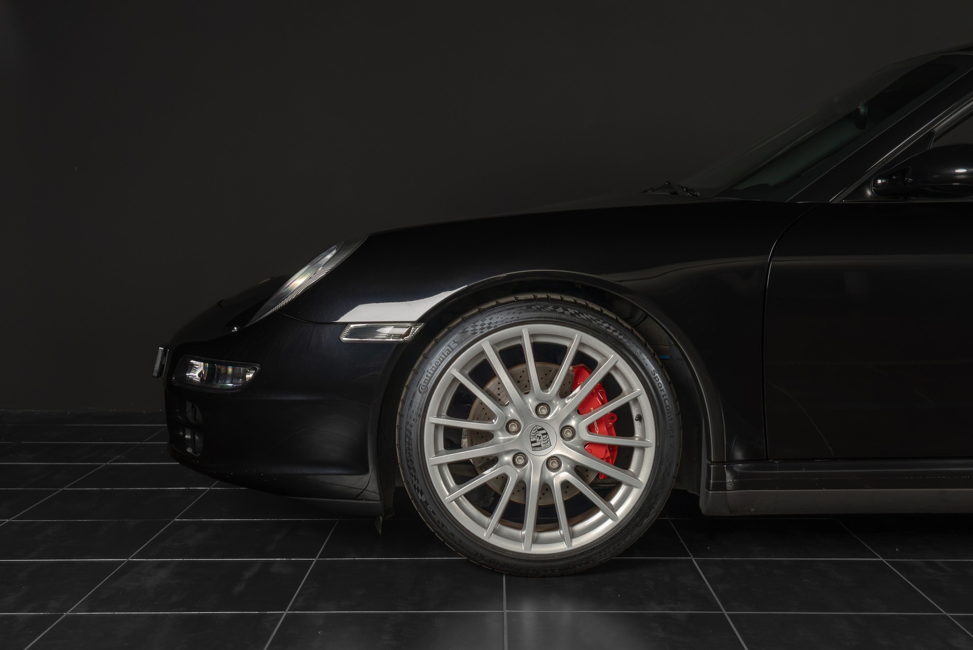 PORSCHE 911 Carrera 4S-image-2