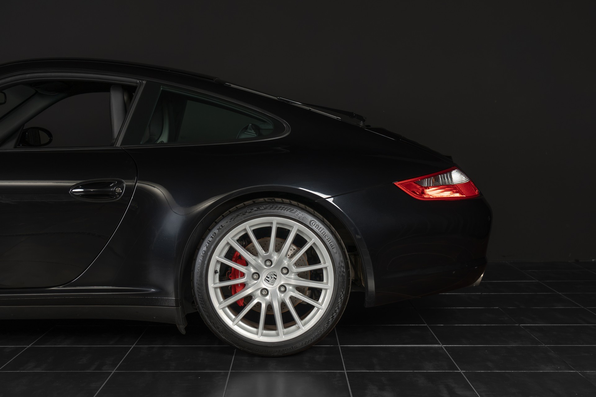 PORSCHE 911 Carrera 4S-image-3