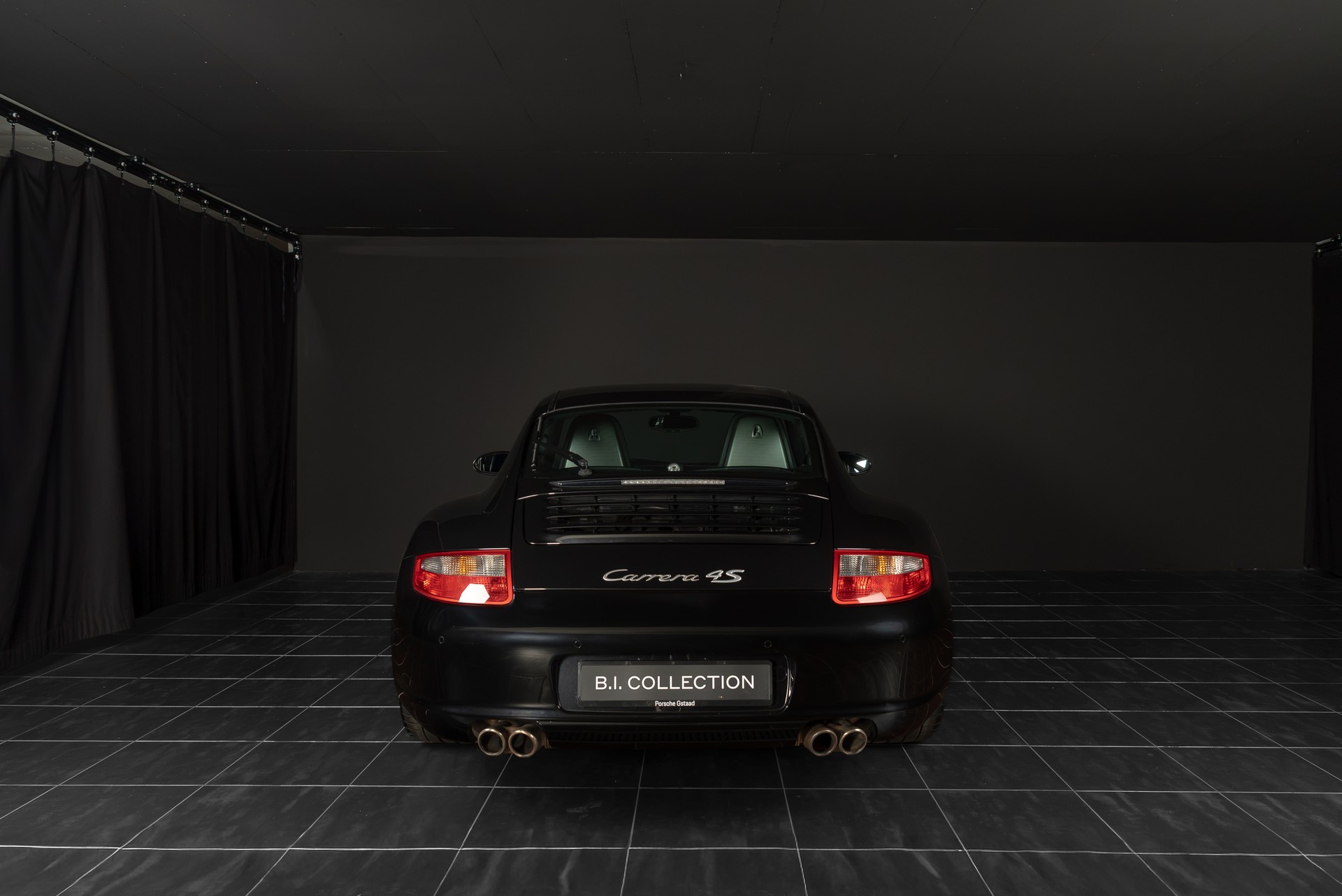 PORSCHE 911 Carrera 4S-image-7