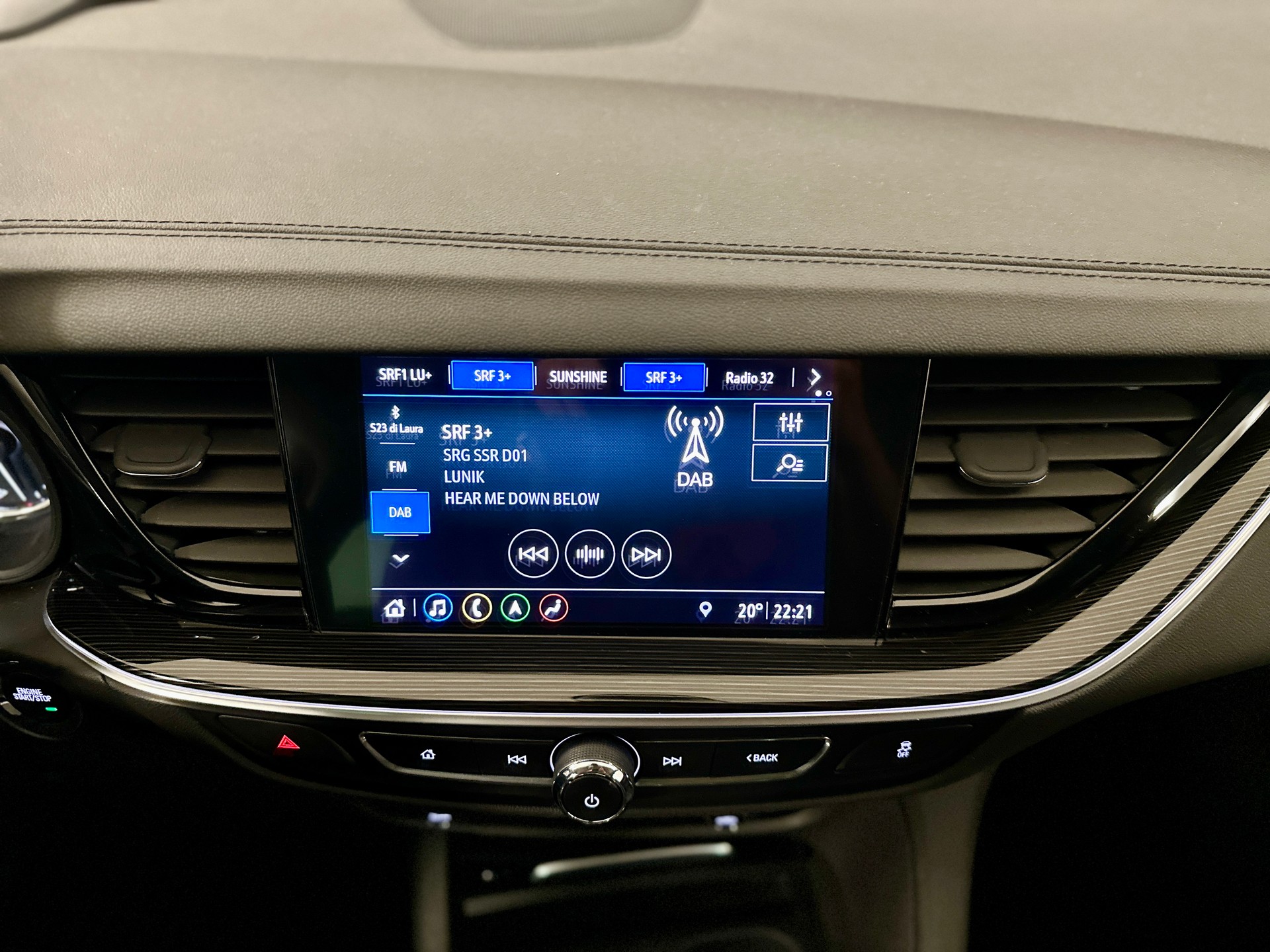 OPEL Insignia 1.6 CDTI Sports Tourer Edition Automatic-image-17