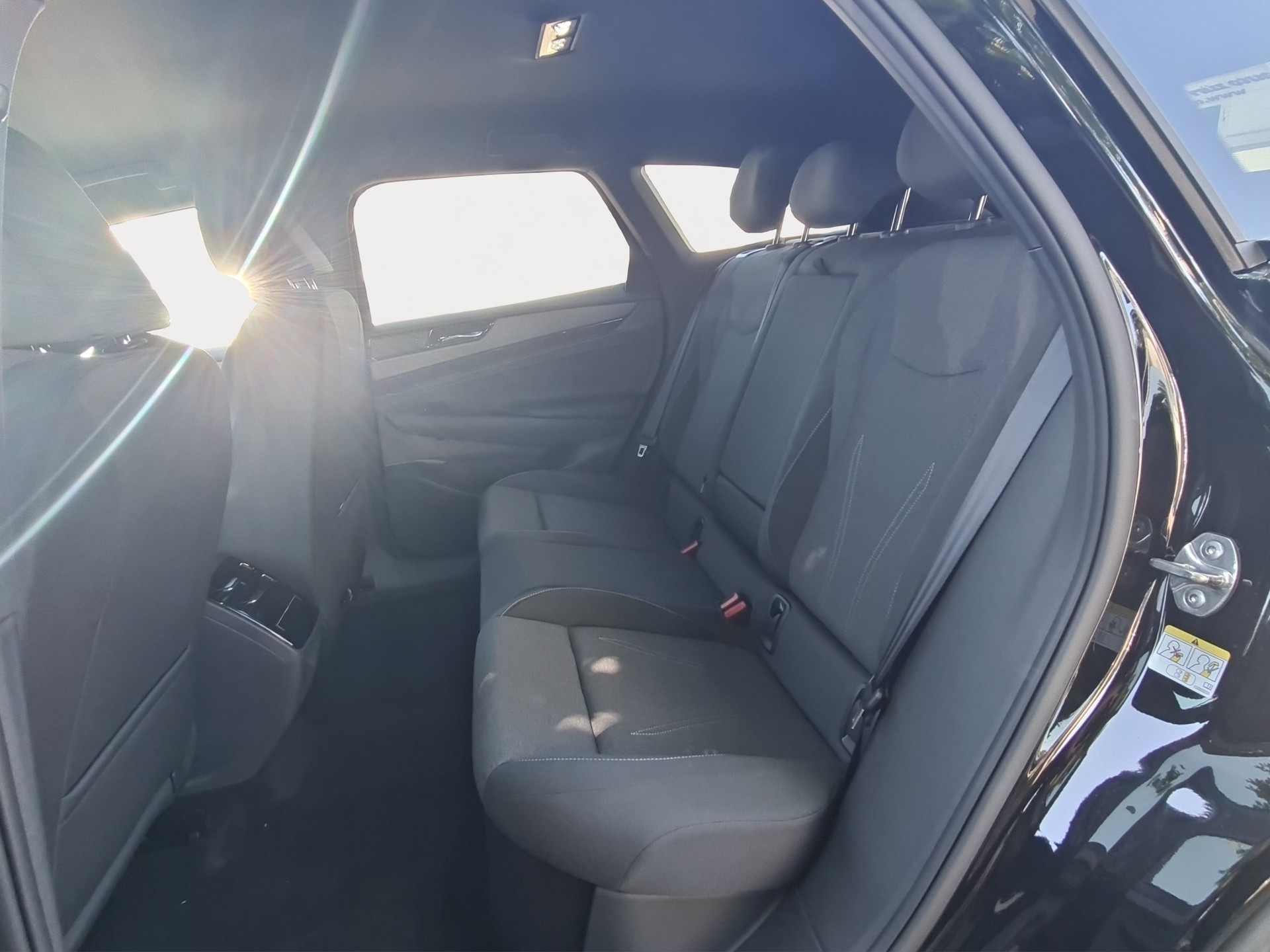 VW ID.7 Tourer Pro 77 kWh Pro-image-14