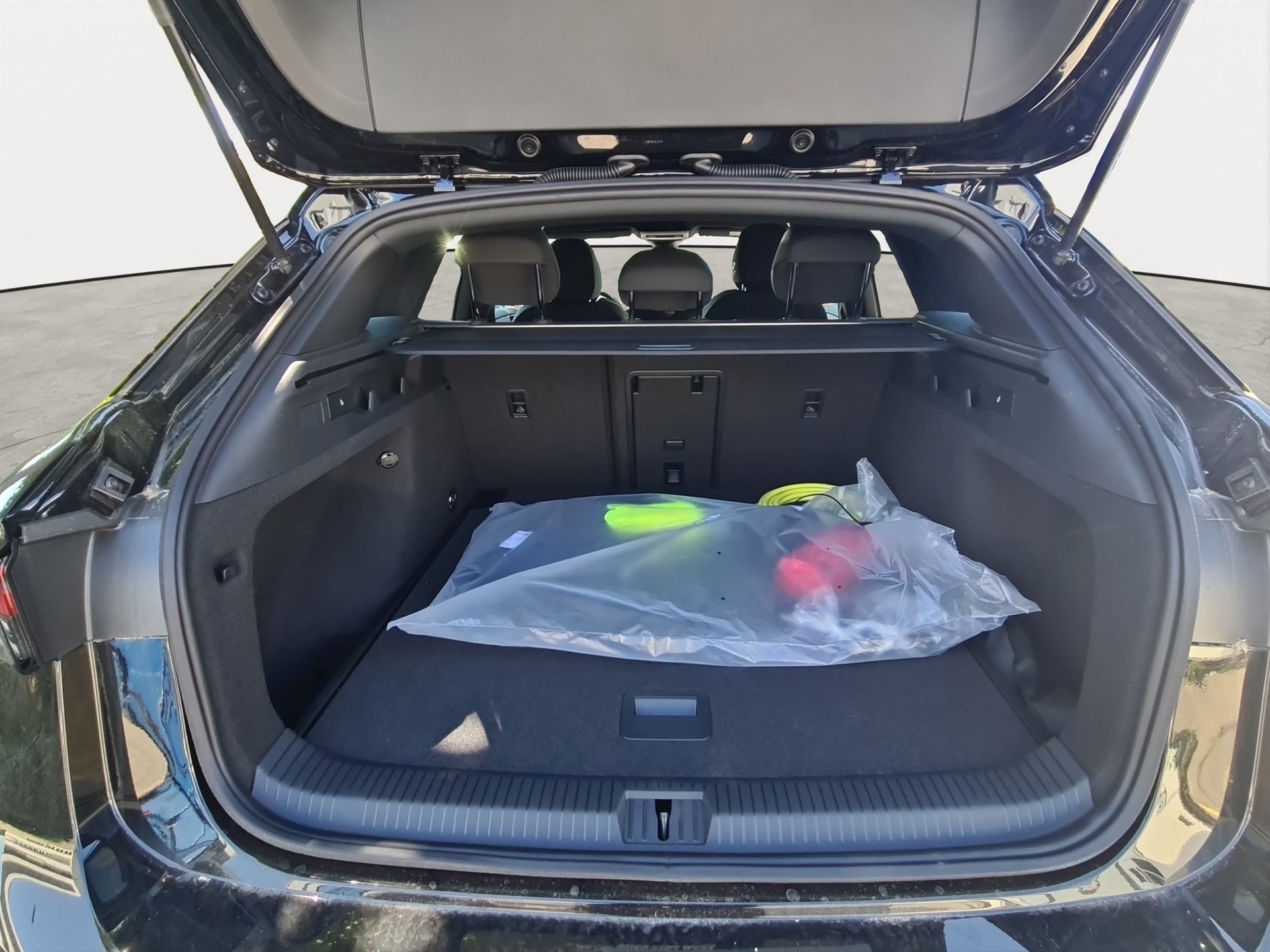 VW ID.7 Tourer Pro 77 kWh Pro-image-8