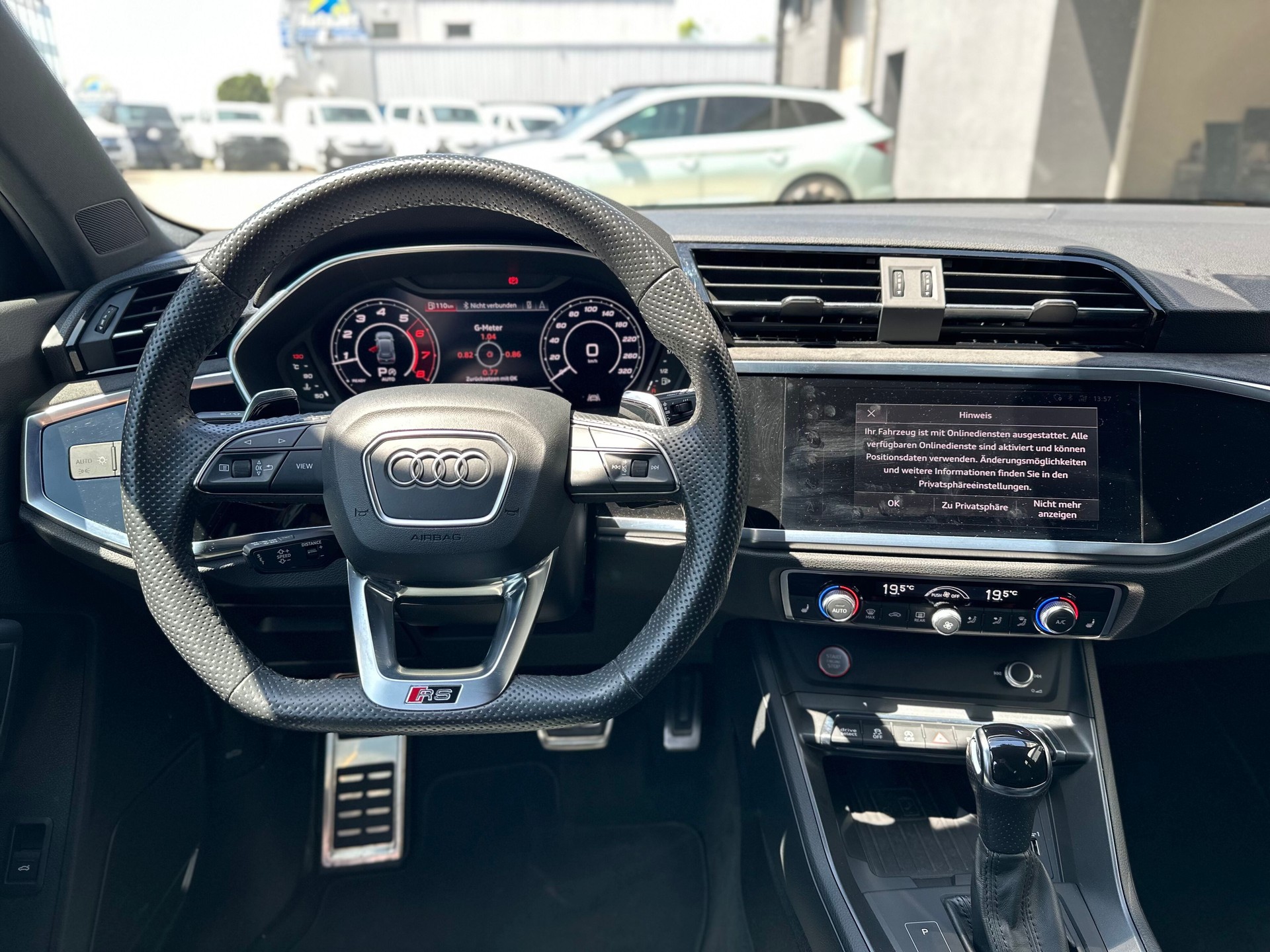 AUDI RS Q3 2.5 TFSI quattro S tronic-image-7