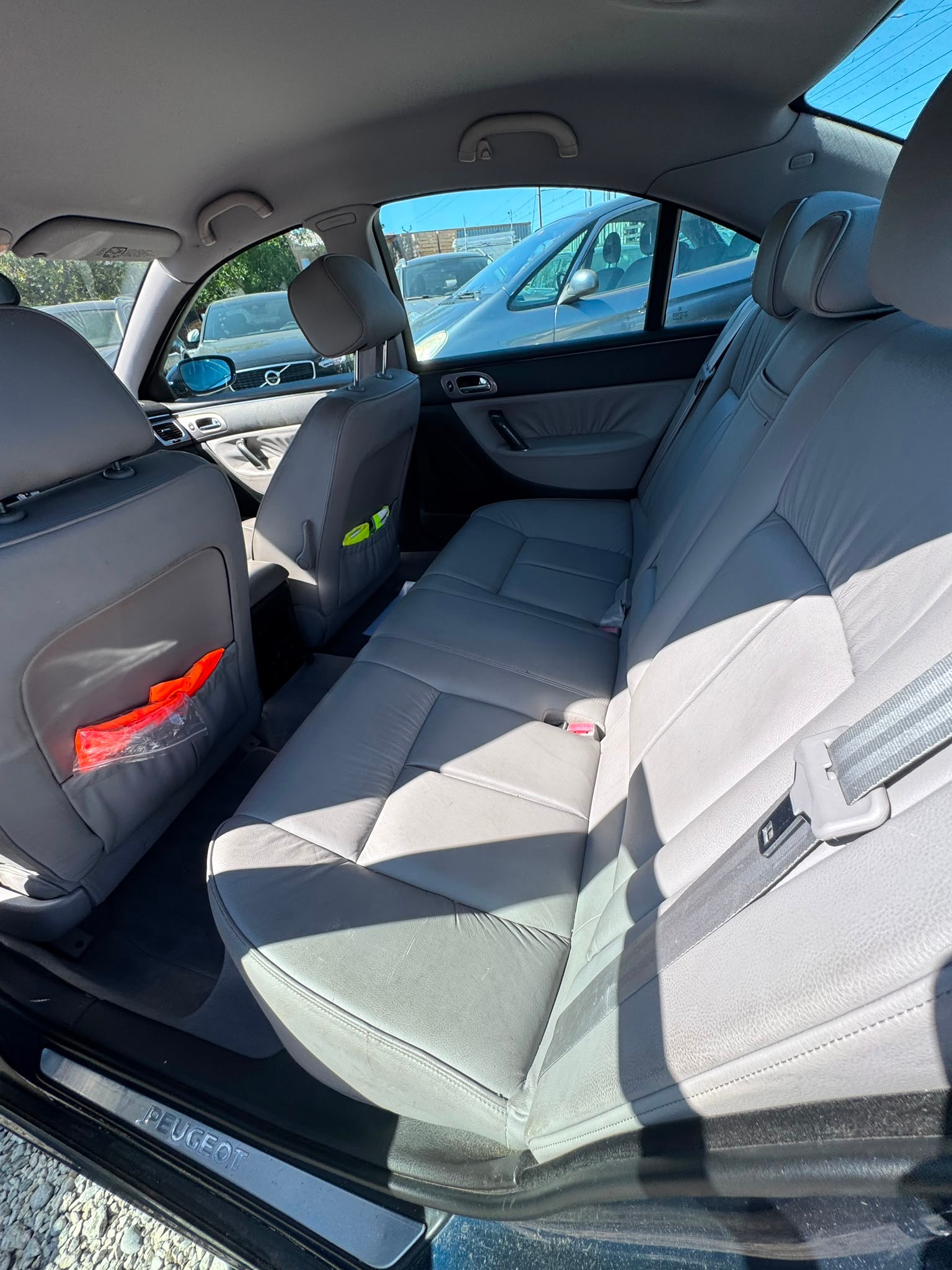 PEUGEOT 607 2.7 HDI V6 Luxe-image-11