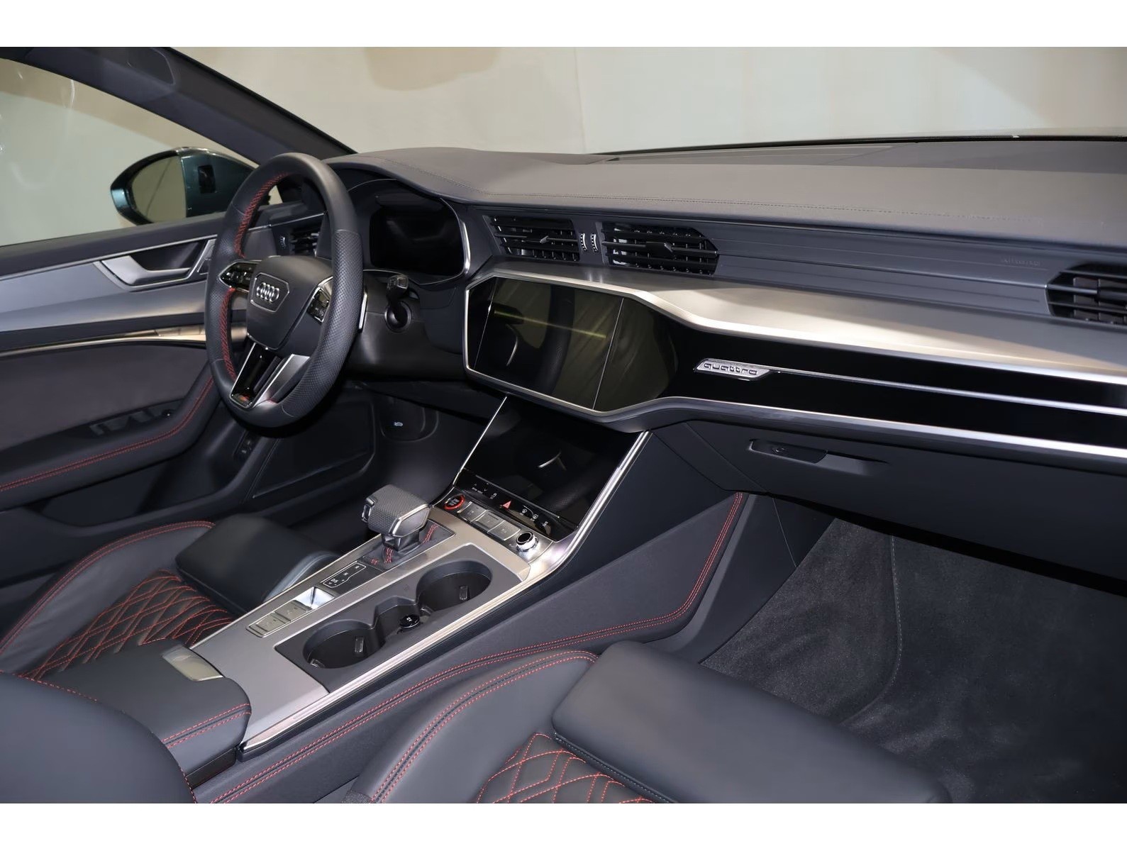 AUDI S6 Avant 3.0 TDI quattro tiptronic-image-23