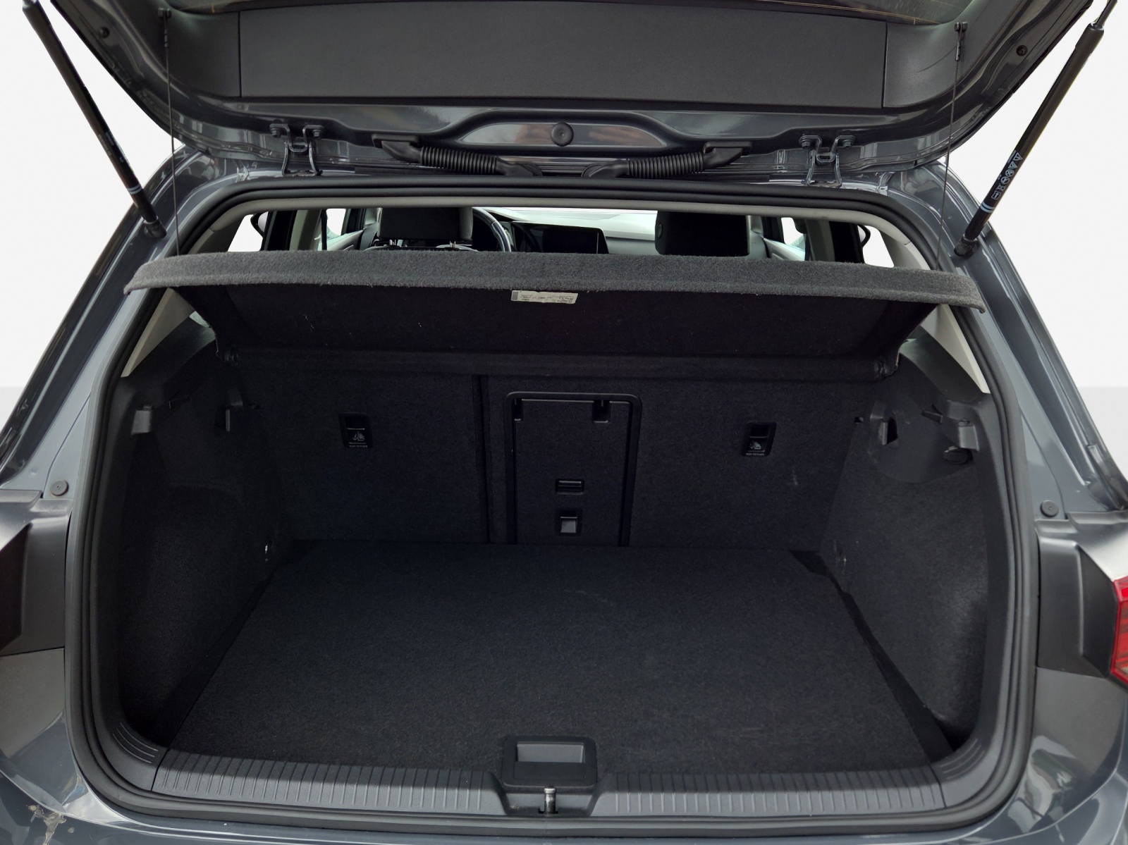 VW Golf 1.5 e TSI ACT 75 Edition DSG-image-12