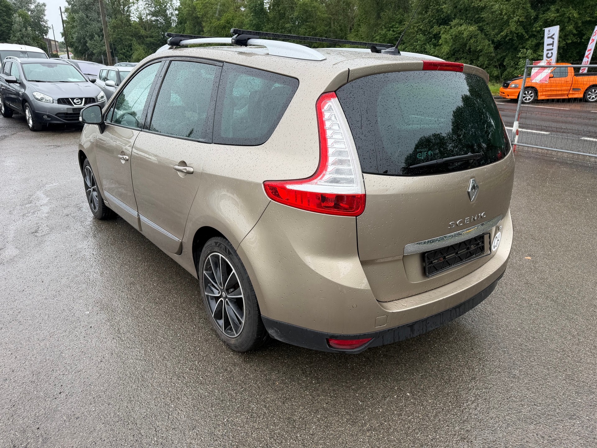 RENAULT Grand Scénic 1.2 16V Turbo Dynamique-image-5