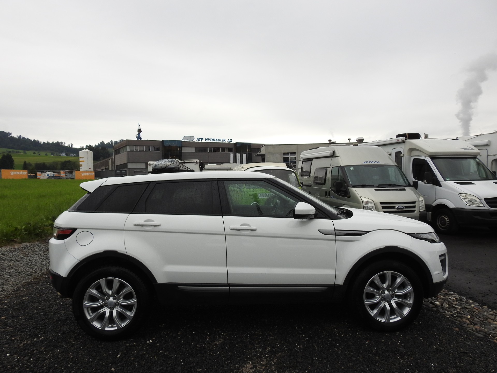 LAND ROVER Range Rover Evoque 2.0 TD4 HSE Dynamic AT9-image-6
