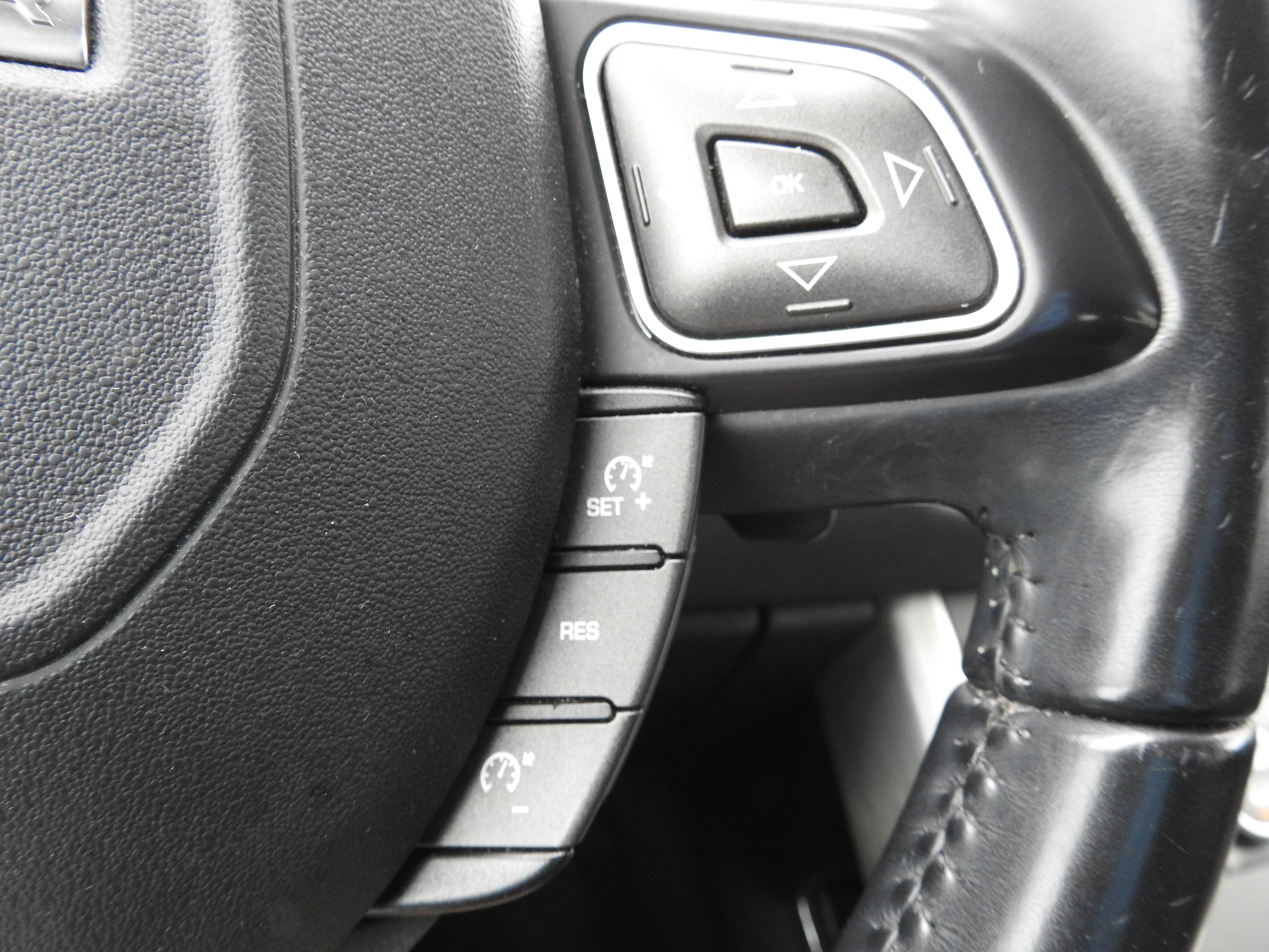 LAND ROVER Range Rover Evoque 2.0 TD4 HSE Dynamic AT9-image-24