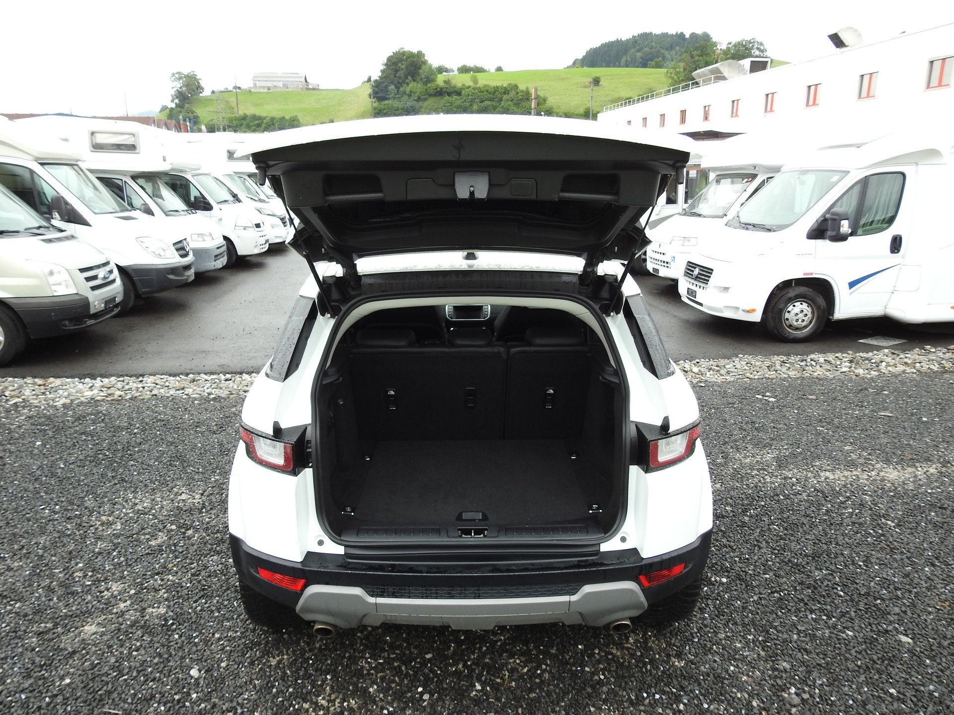 LAND ROVER Range Rover Evoque 2.0 TD4 HSE Dynamic AT9-image-11