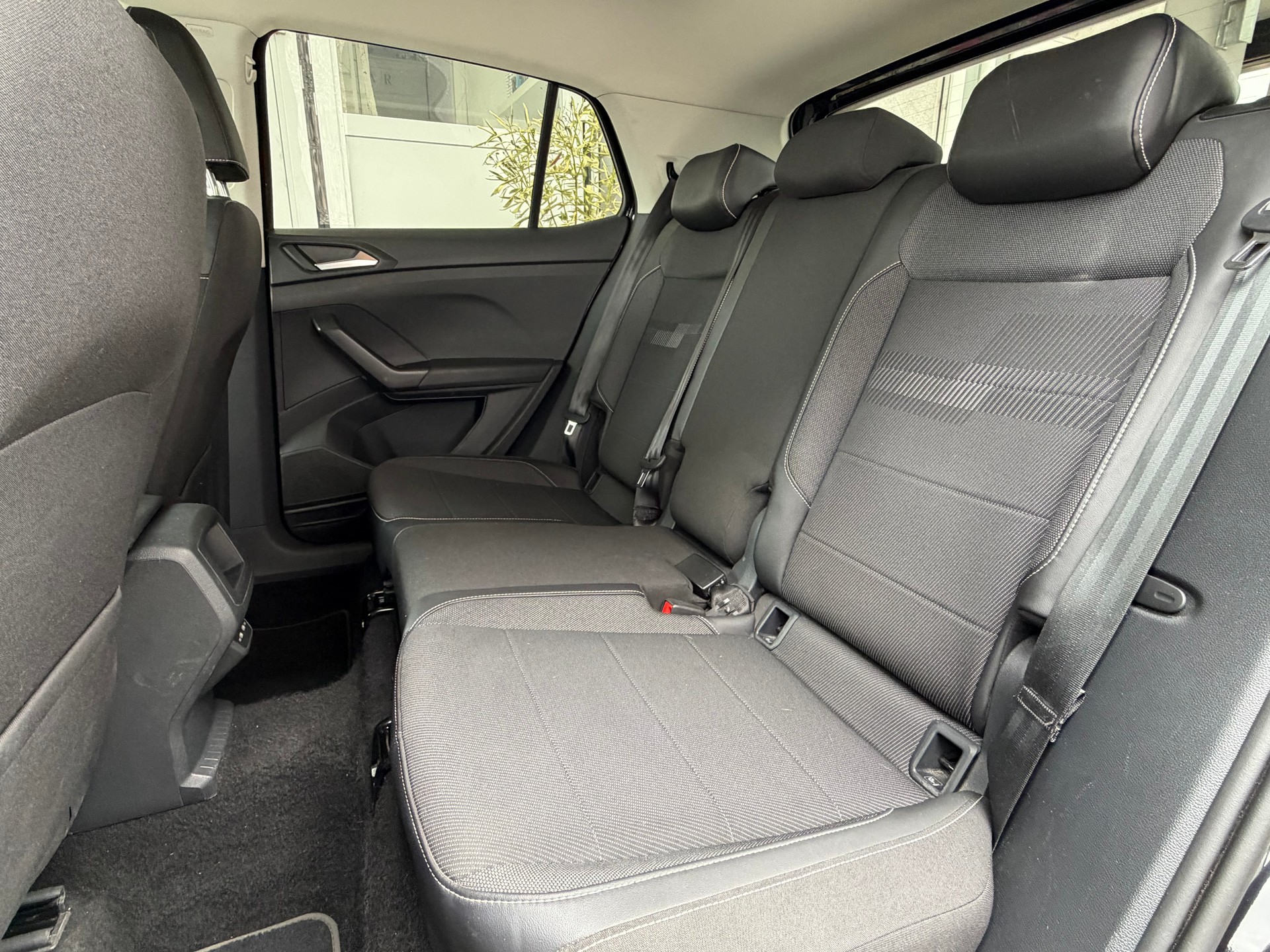 VW T-Cross 1.0 TSI Life DSG-image-7