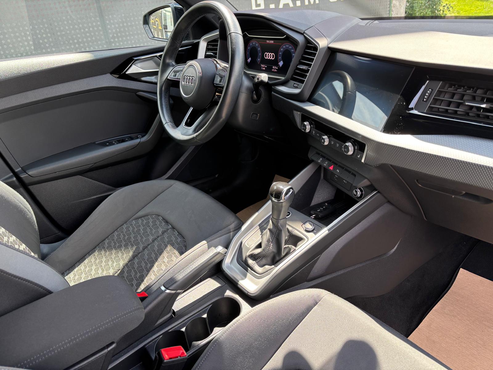 AUDI A1 Sportback 30 TFSI advanced Attraction S-tronic-image-8