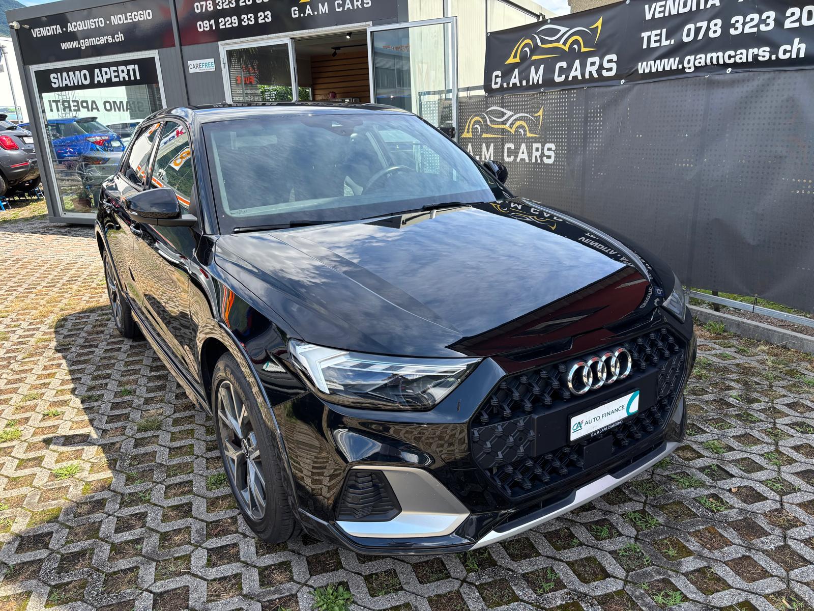 AUDI A1 Sportback 30 TFSI advanced Attraction S-tronic-image-1