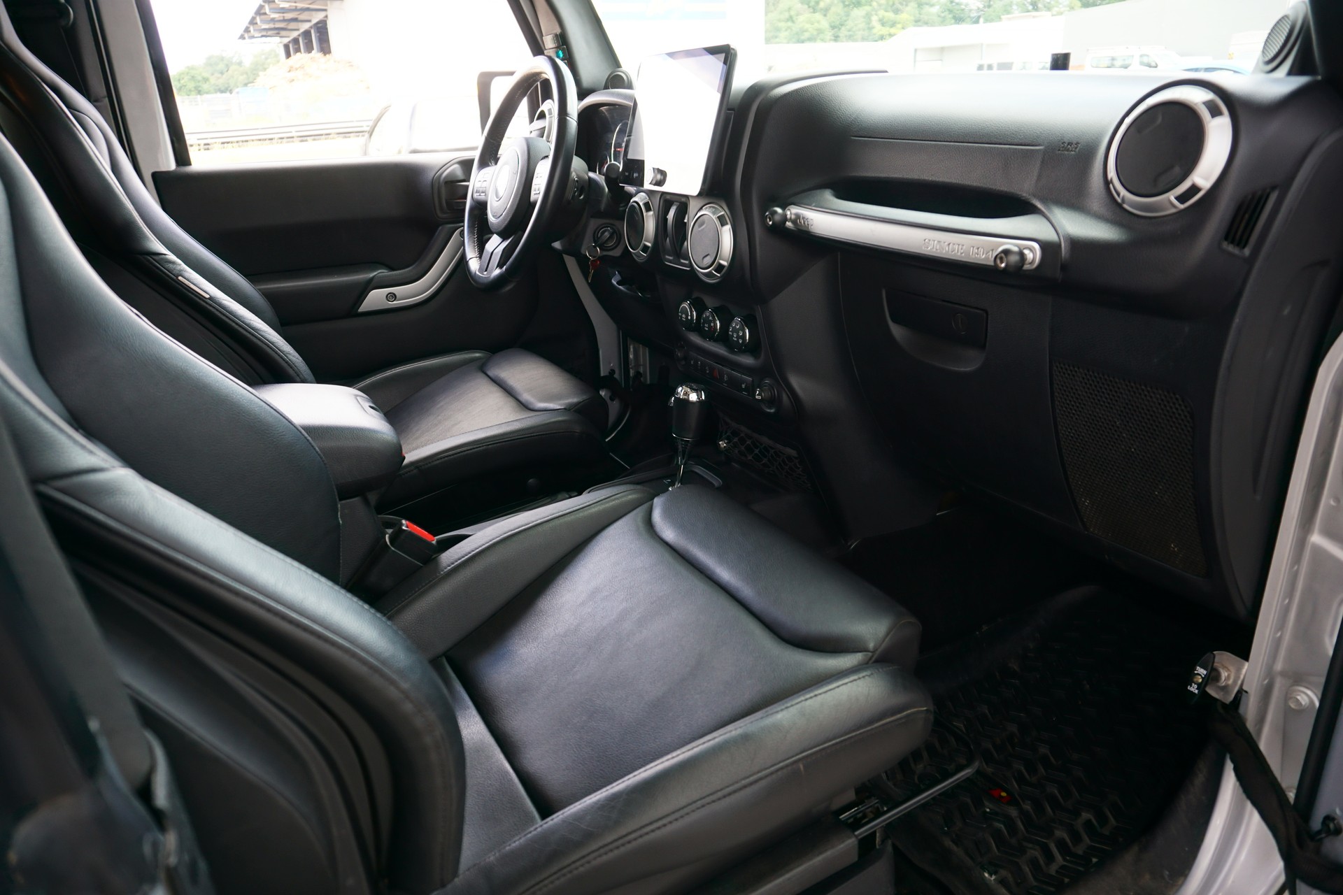 JEEP Wrangler 2.8 CRD Rubicon Automatic hardtop-image-10