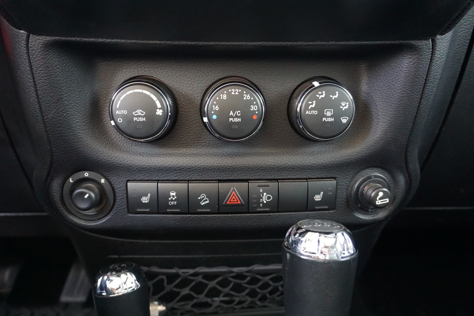 JEEP Wrangler 2.8 CRD Rubicon Automatic hardtop-image-7
