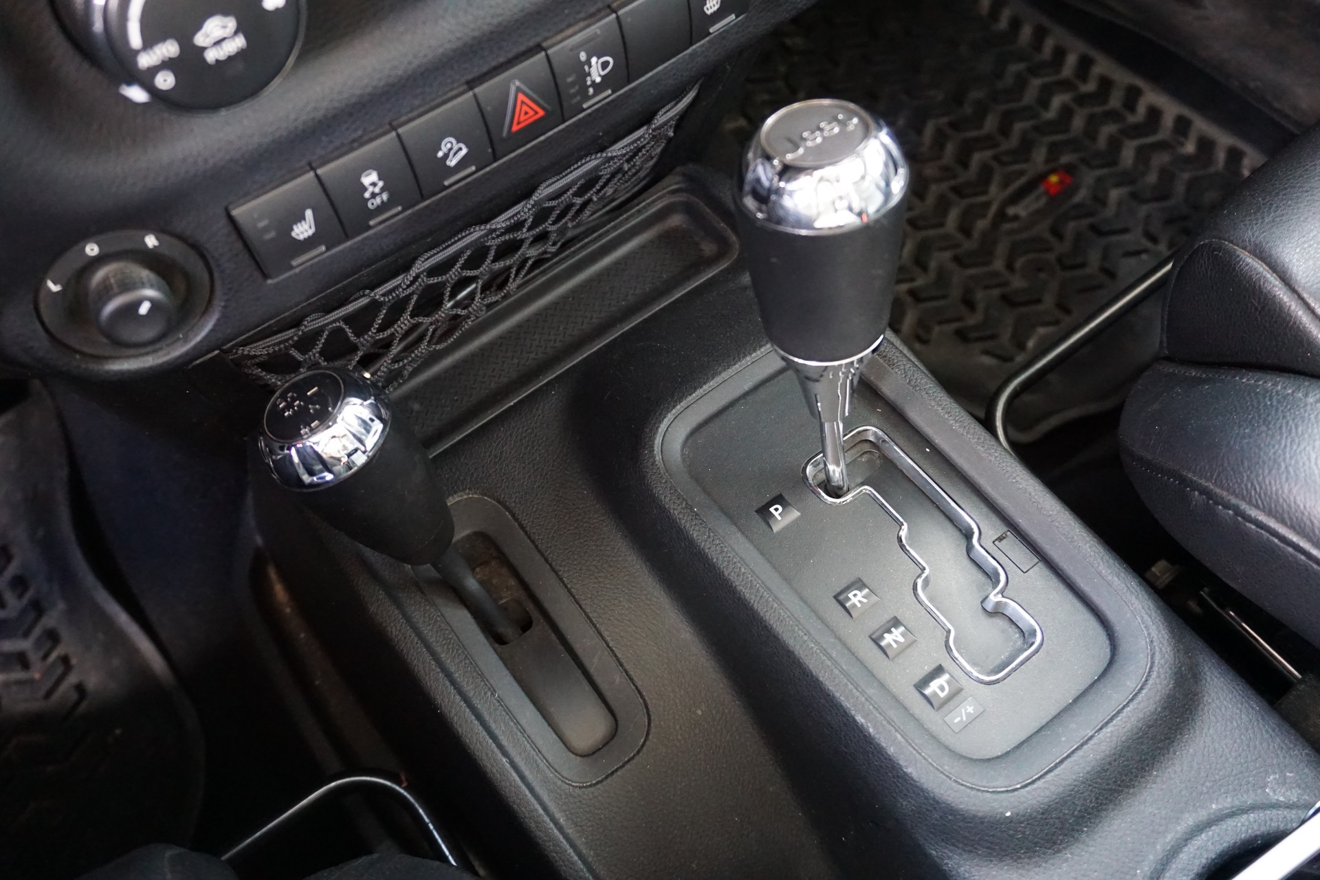 JEEP Wrangler 2.8 CRD Rubicon Automatic hardtop-image-9