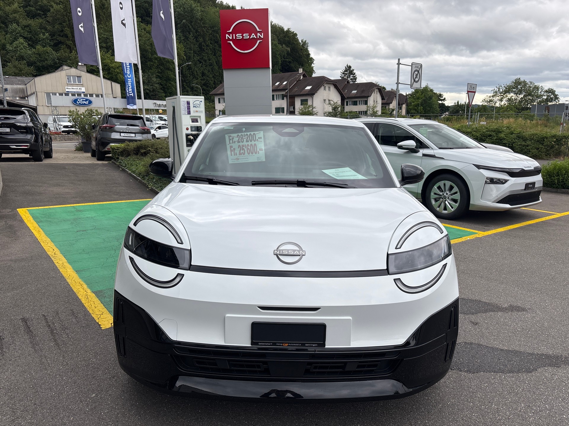 NISSAN Micra 40kWh Engage-image-2