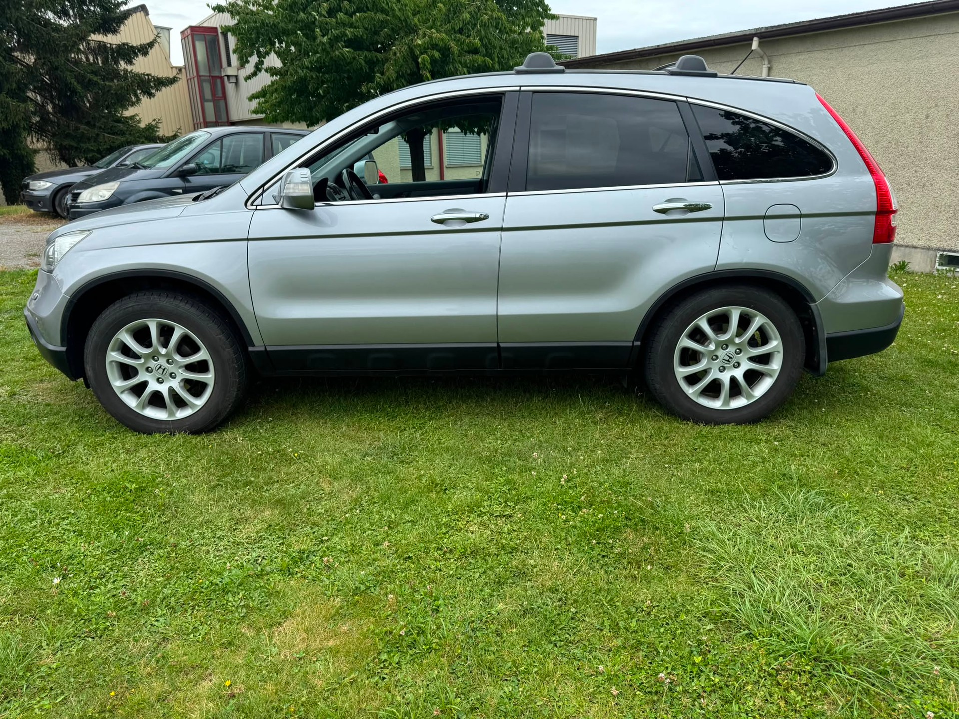 HONDA CR-V 2.0 4WD Comfort-image-3