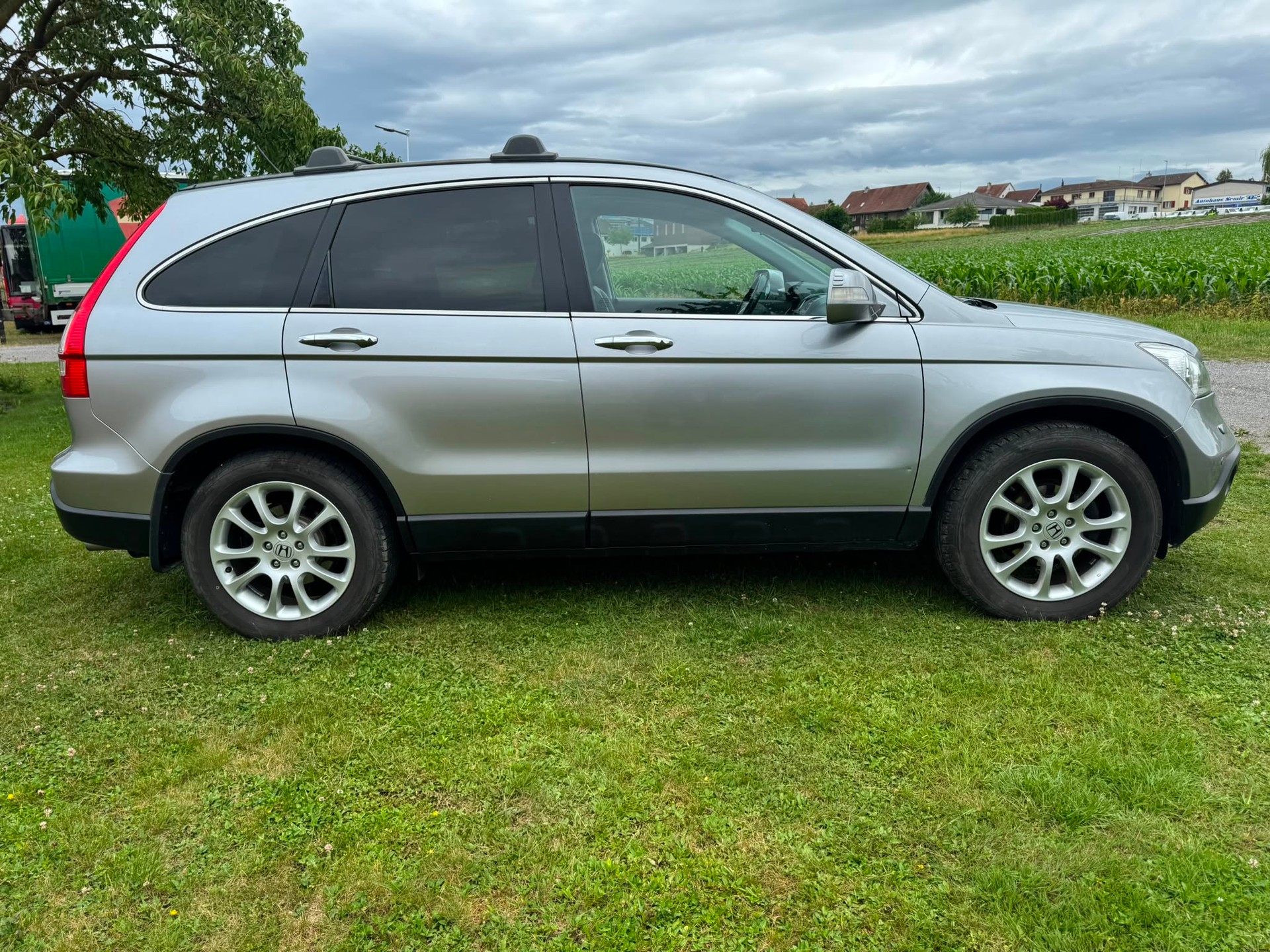 HONDA CR-V 2.0 4WD Comfort-image-4