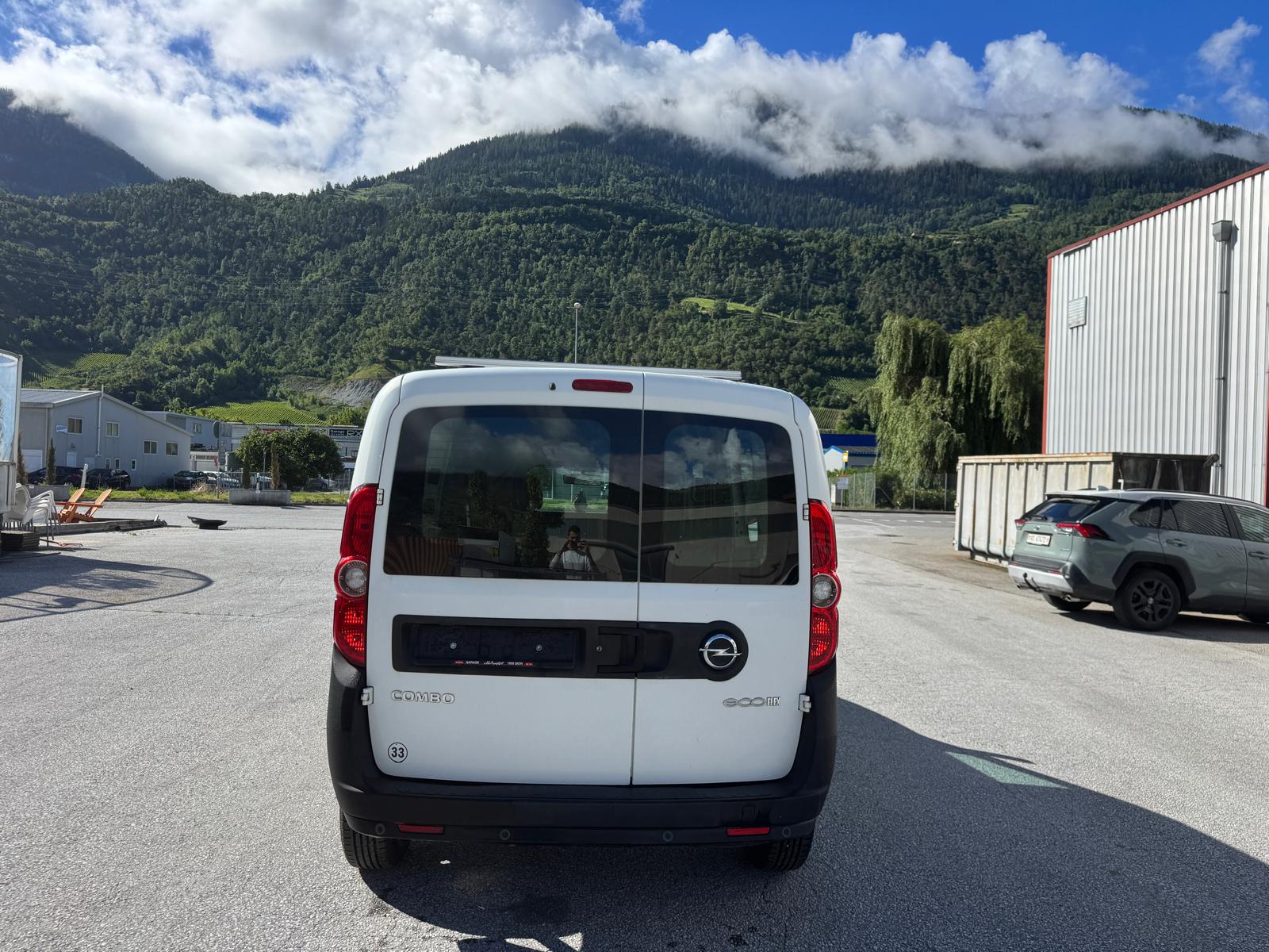 OPEL Combo 1.3 CDTI 2.2 L1H1-image-5