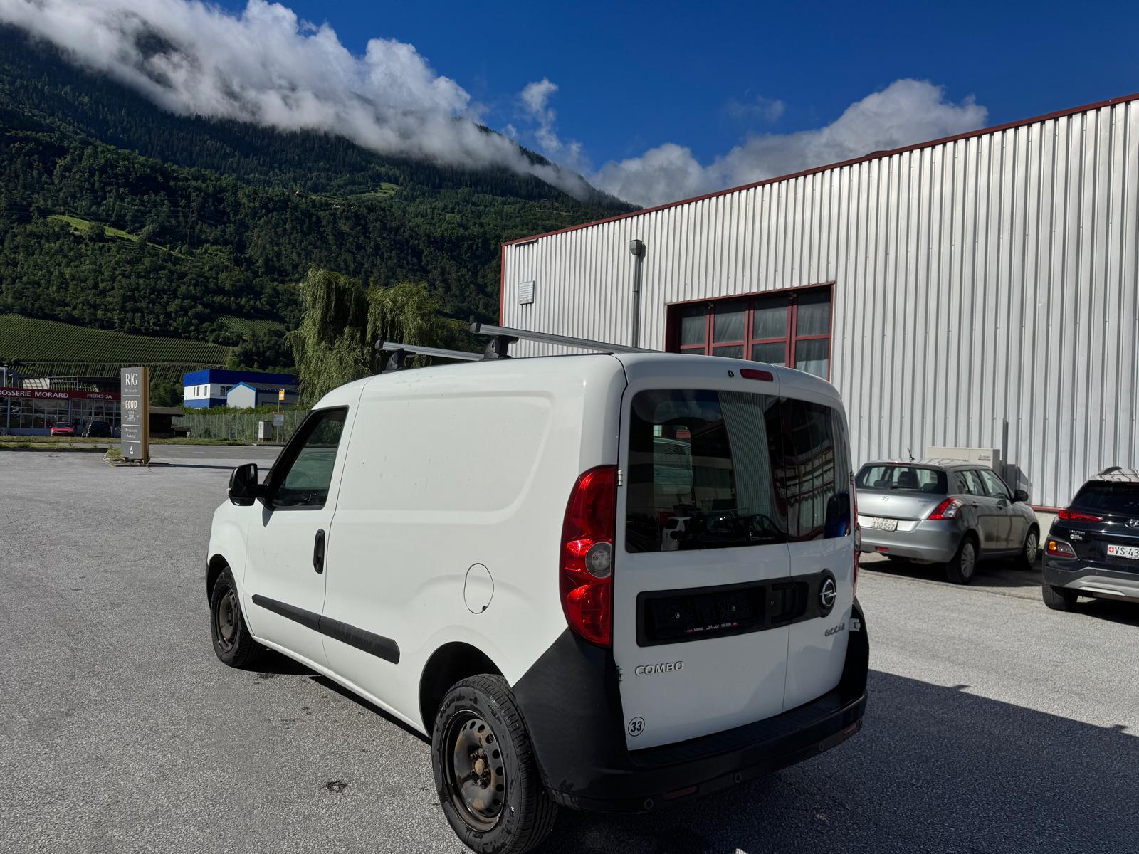 OPEL Combo 1.3 CDTI 2.2 L1H1-image-3