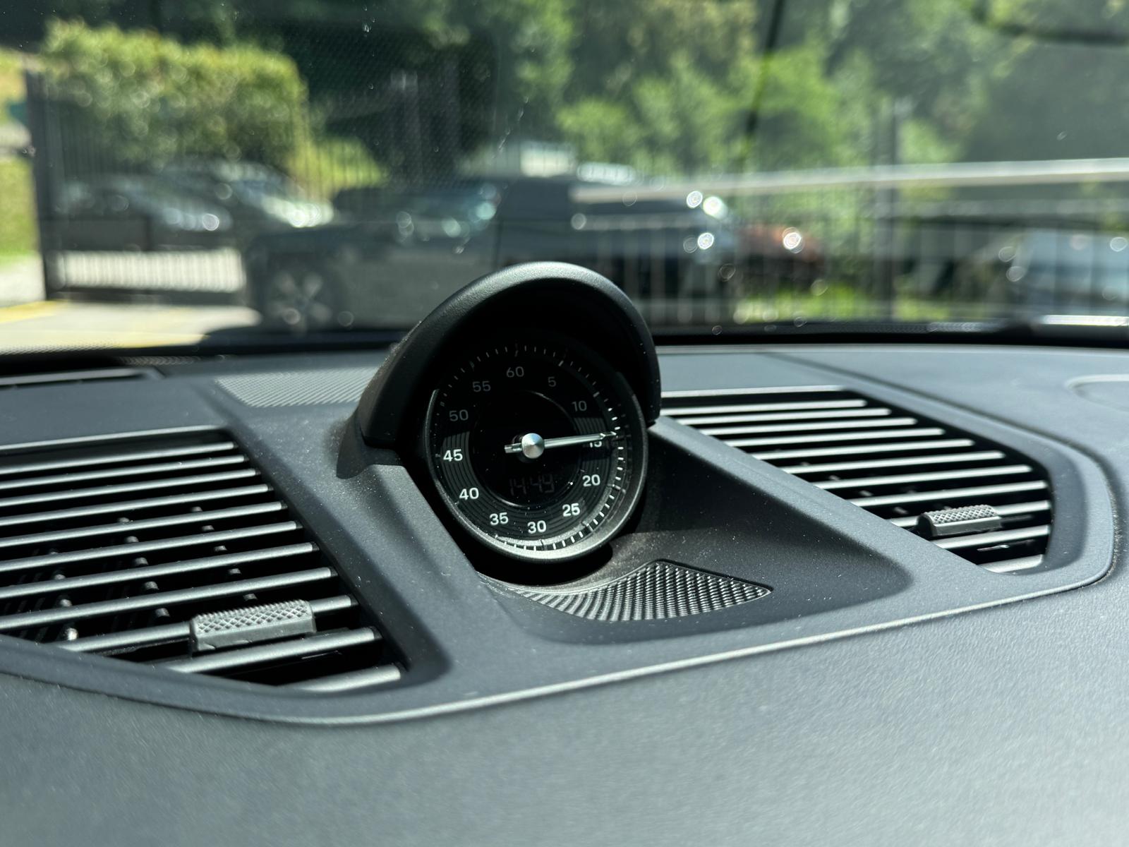 PORSCHE 911 Carrera 4S PDK-image-11