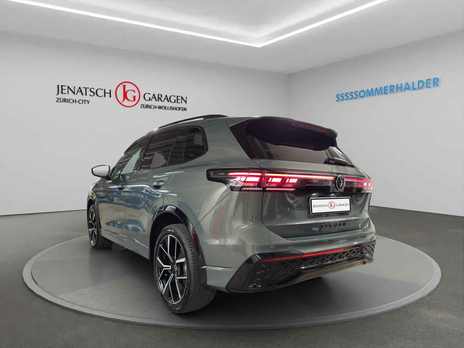 VW Tiguan 2.0 TSI R-Line DSG 4motion-image-2