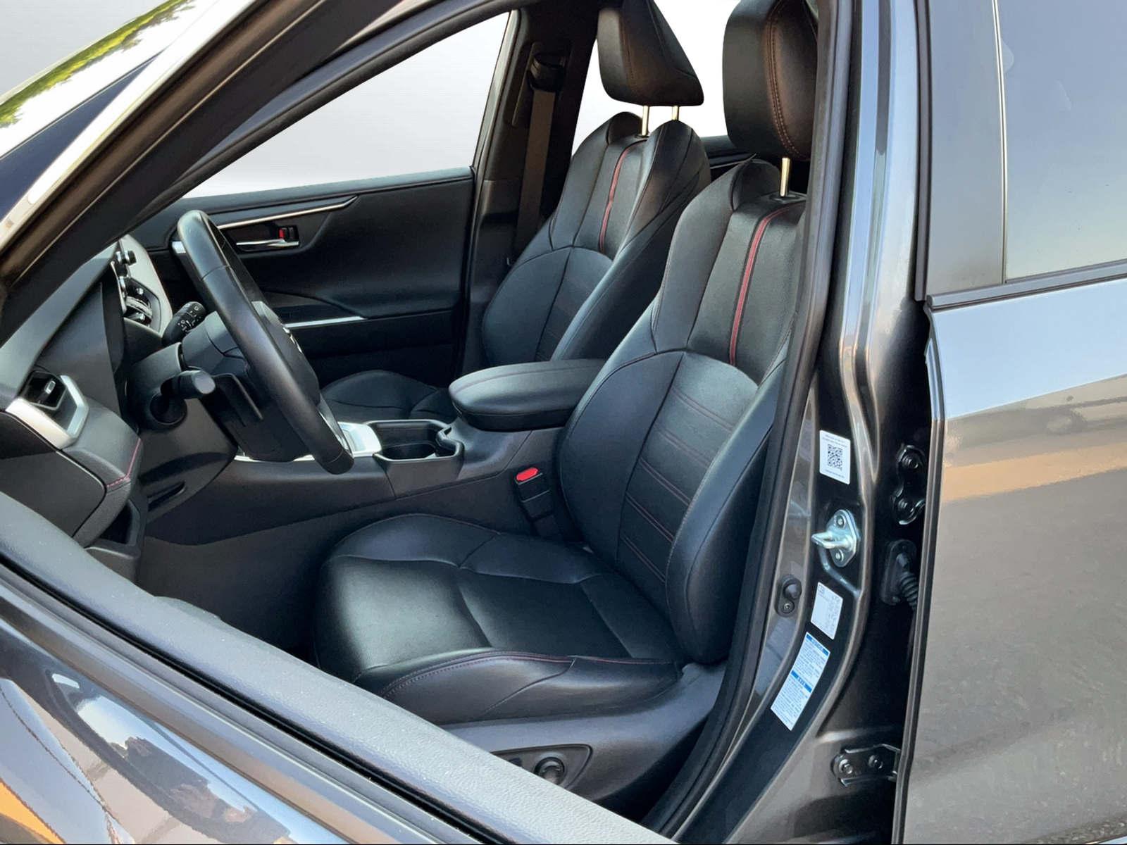 TOYOTA RAV4 2.5 Plug-In-Hybrid Platinum-image-7