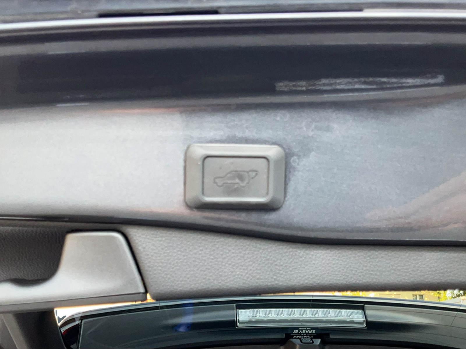 TOYOTA RAV4 2.5 Plug-In-Hybrid Platinum-image-12