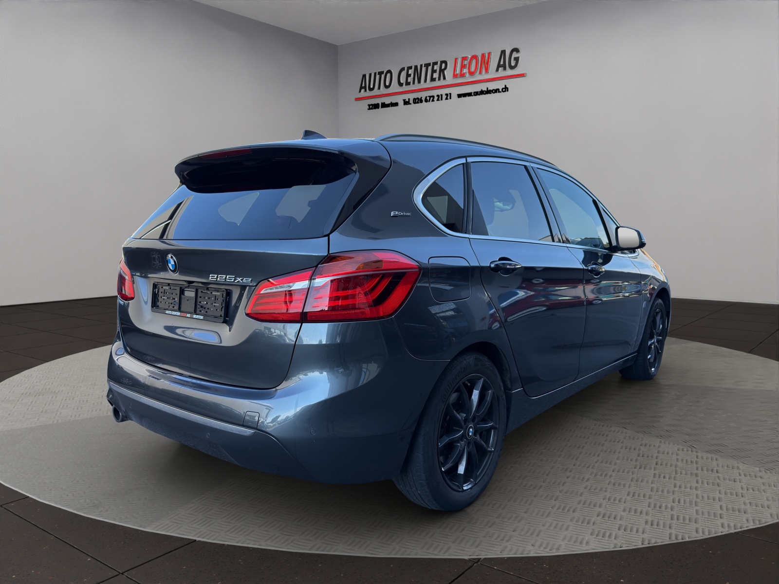 BMW 225xe iPerformance Active Tourer Steptronic Luxury Line-image-5