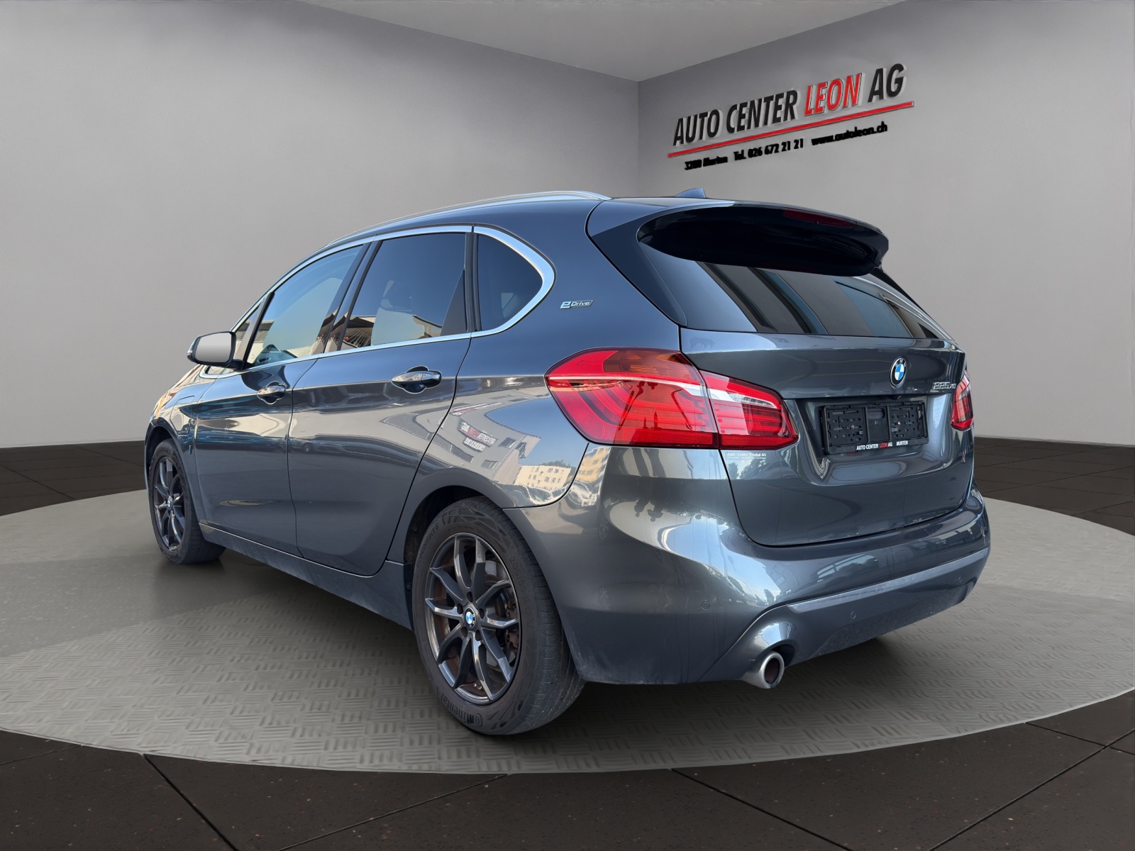 BMW 225xe iPerformance Active Tourer Steptronic Luxury Line-image-3